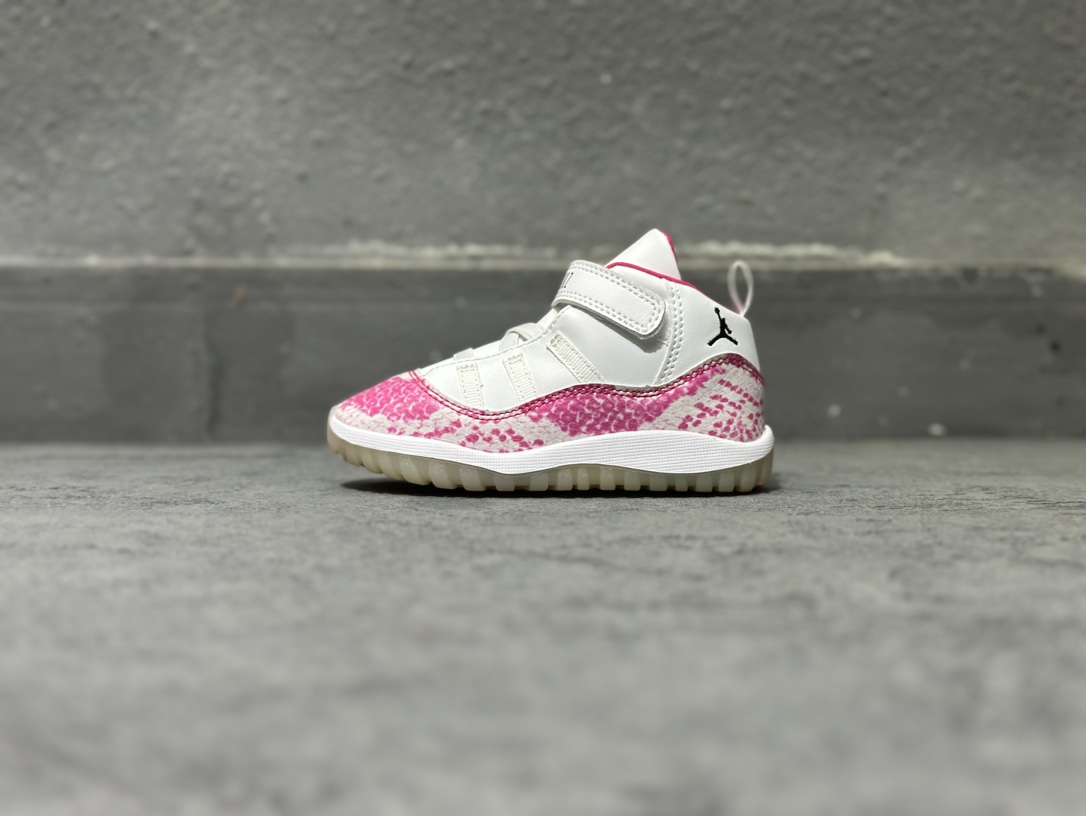 Basic Shoes
