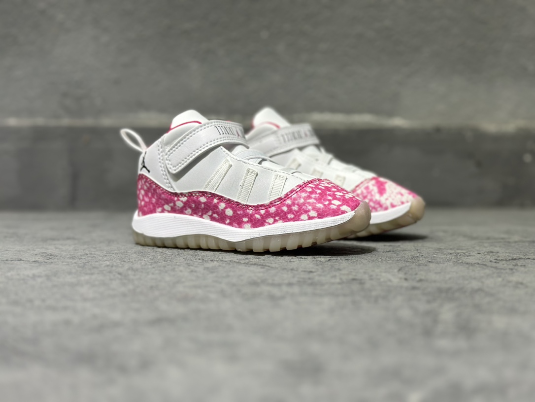 Basic Shoes