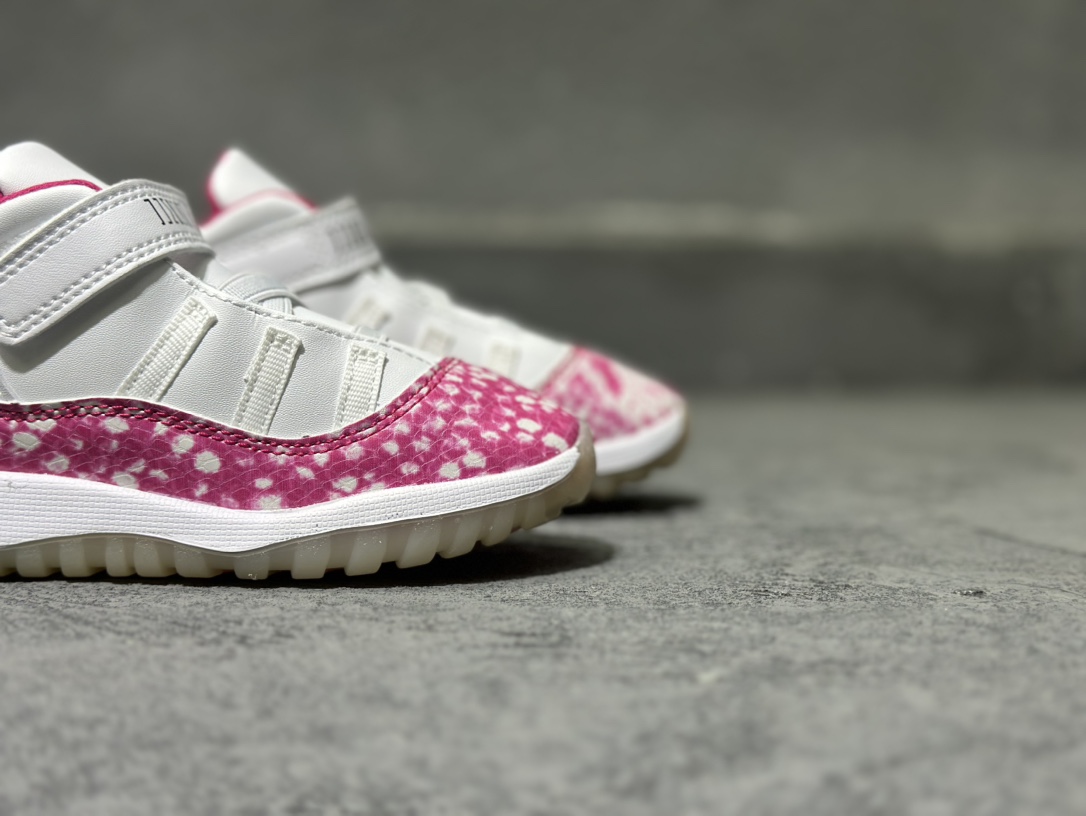 Basic Shoes