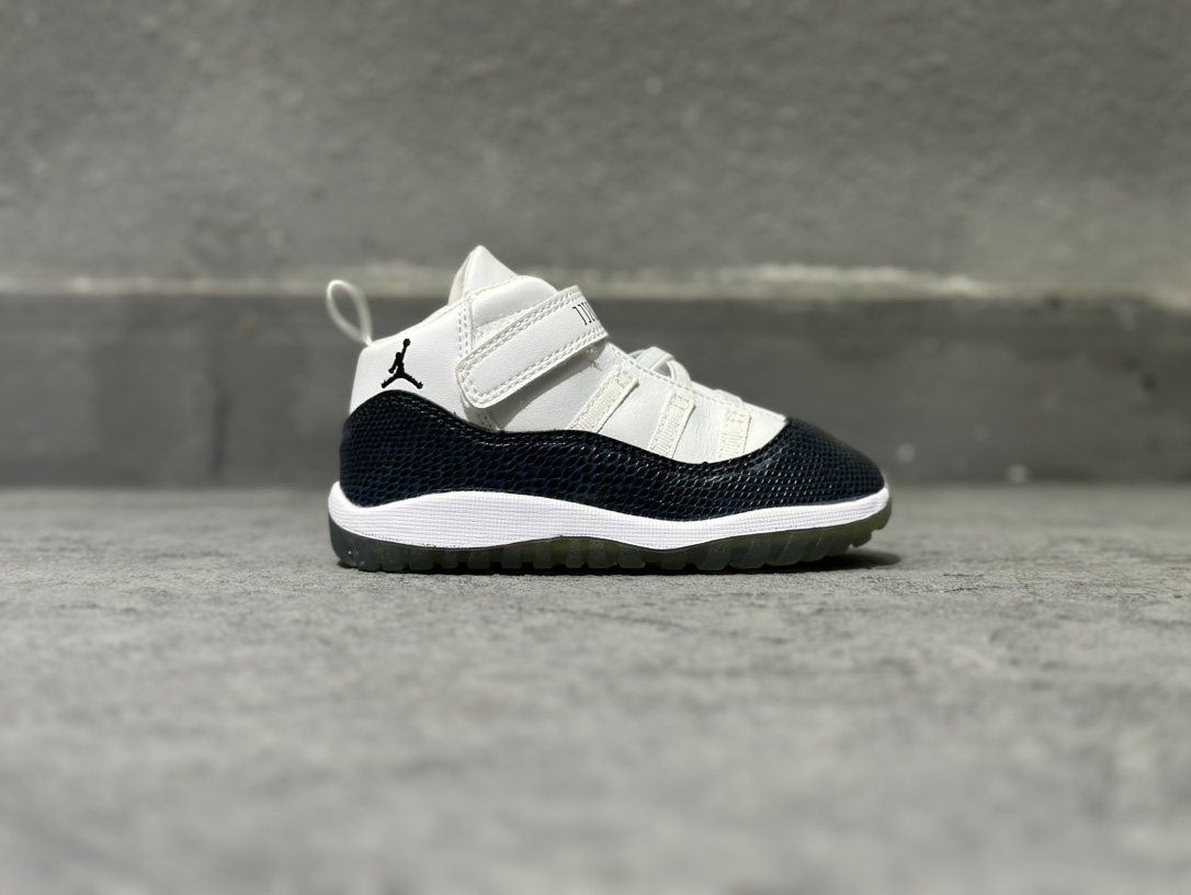 Basic Shoes