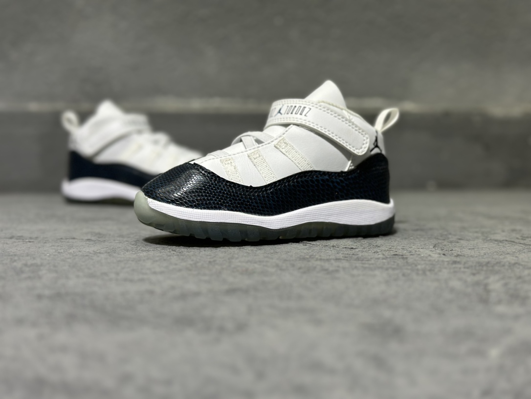 Basic Shoes
