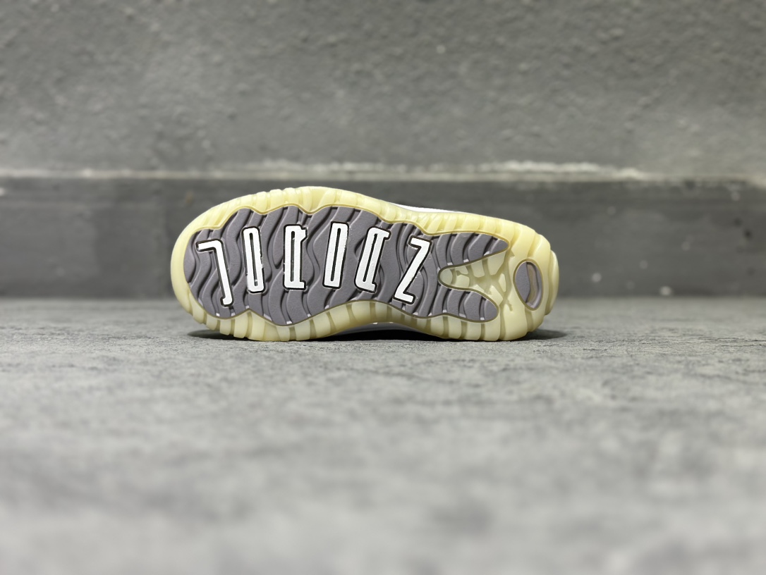 Basic Shoes