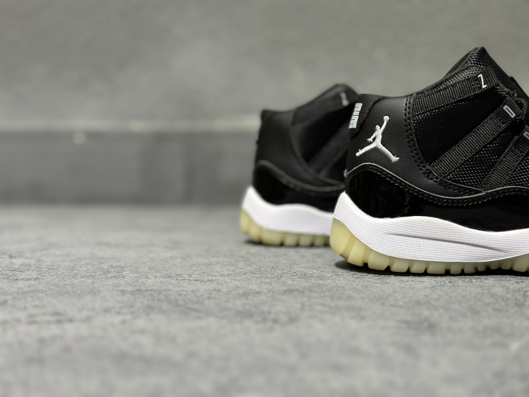 Basic Shoes
