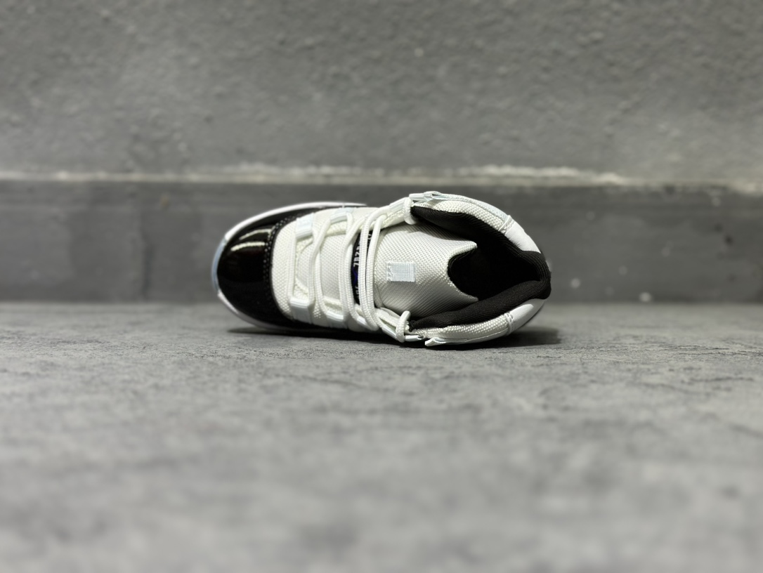 Basic Shoes