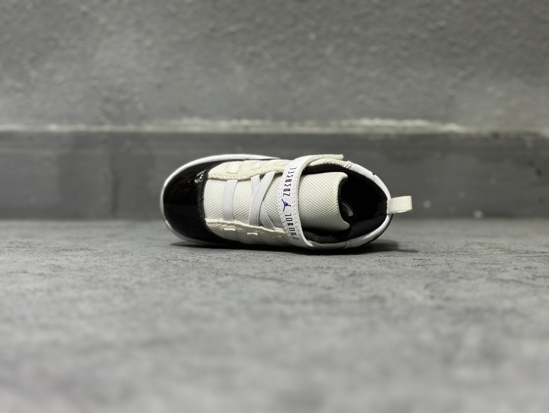Basic Shoes