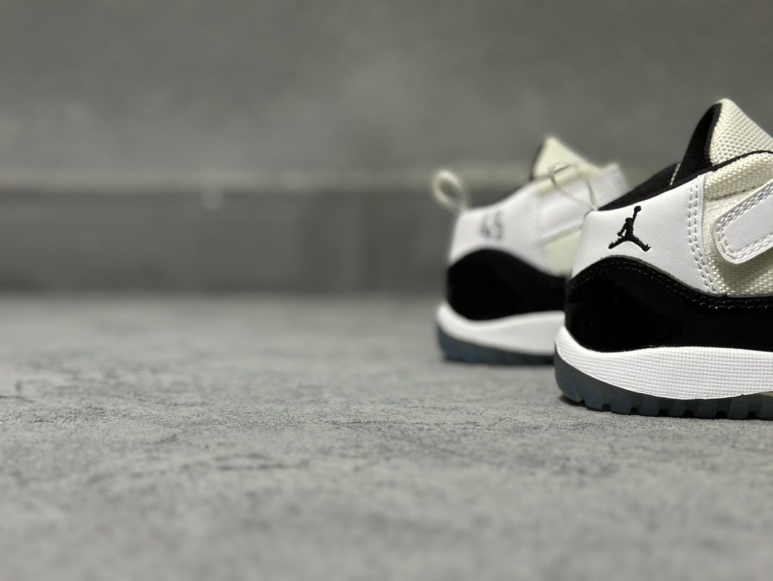 Basic Shoes
