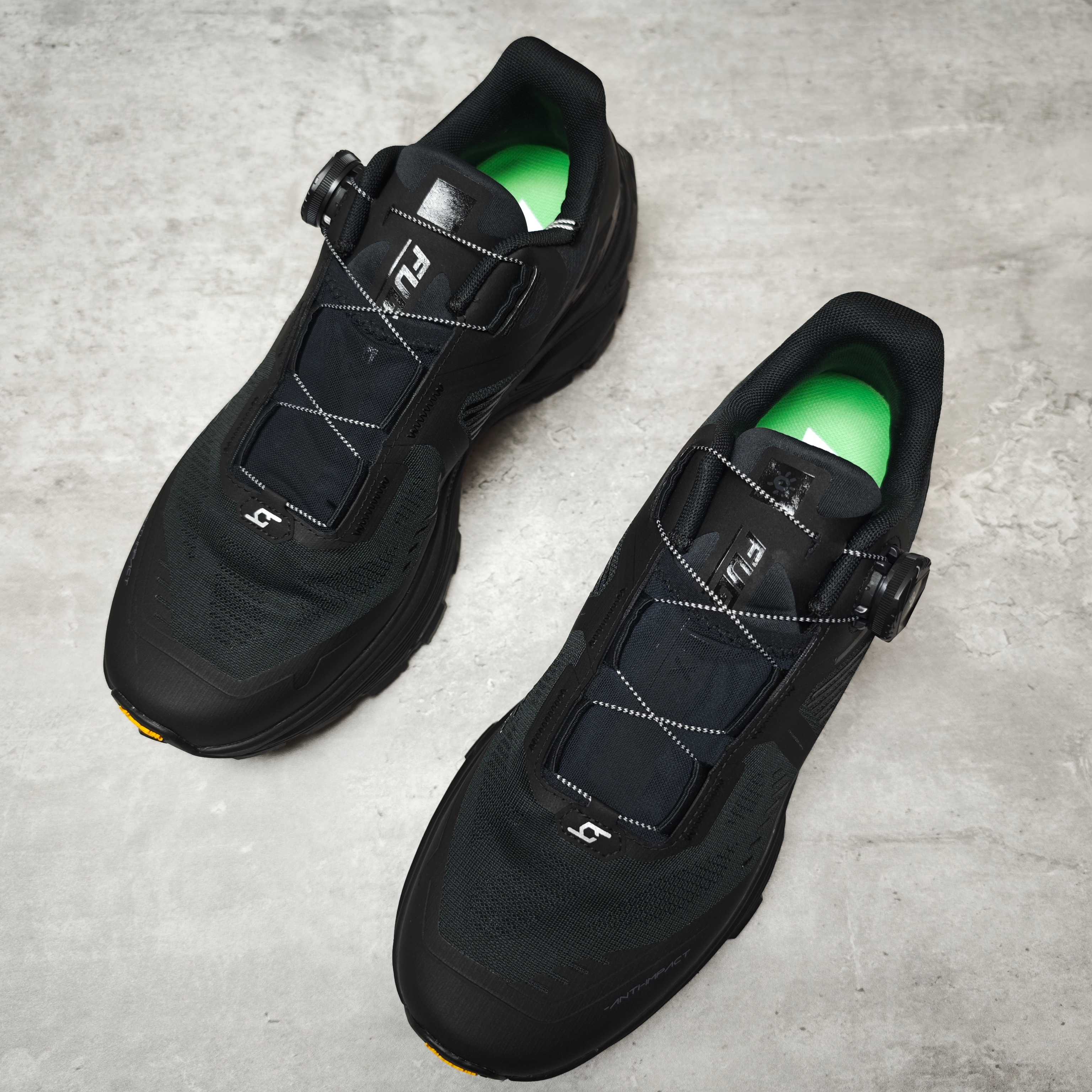 Basic Shoes Black L-s