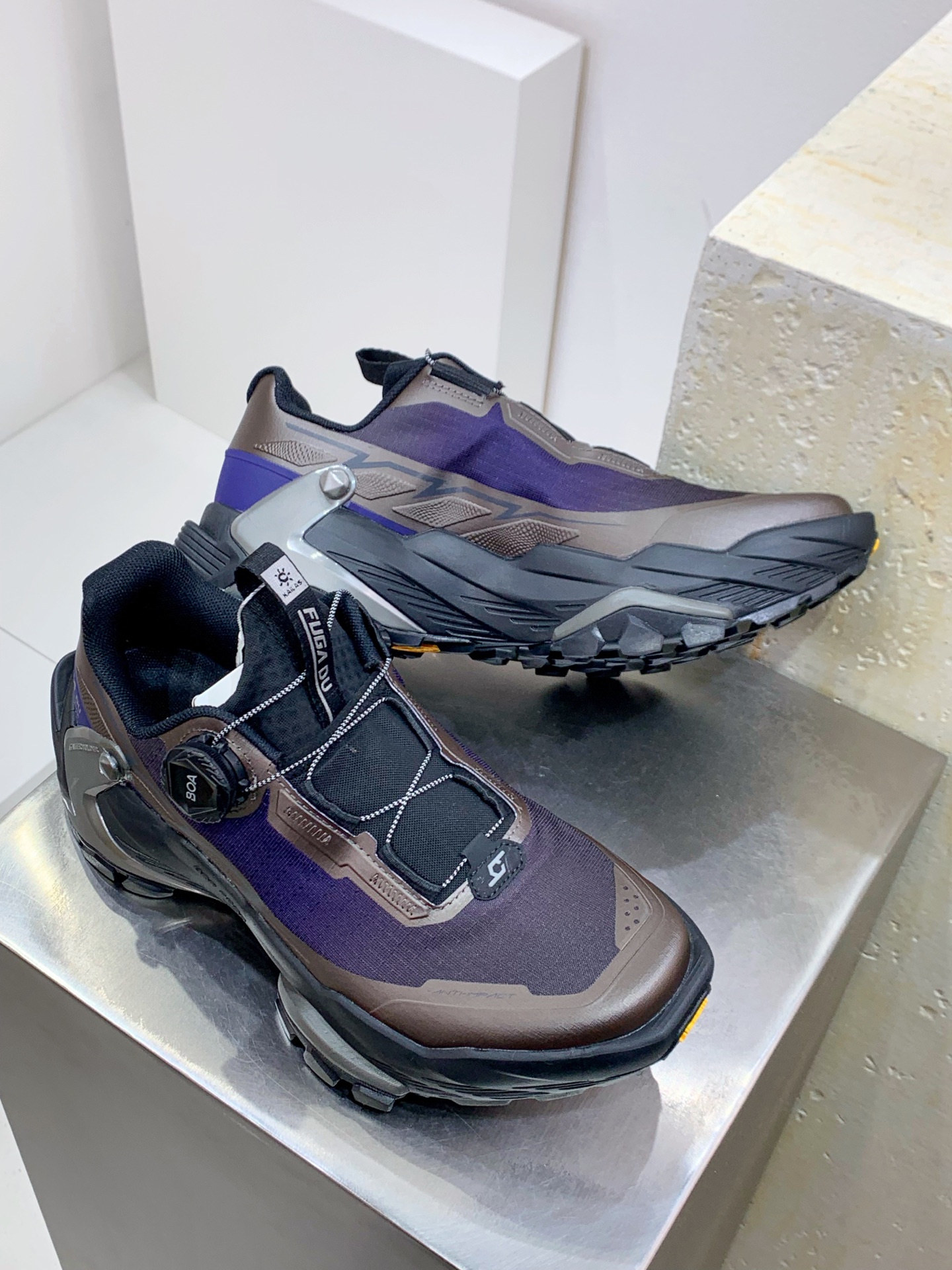 Male Running Shoes Shock Absorbing