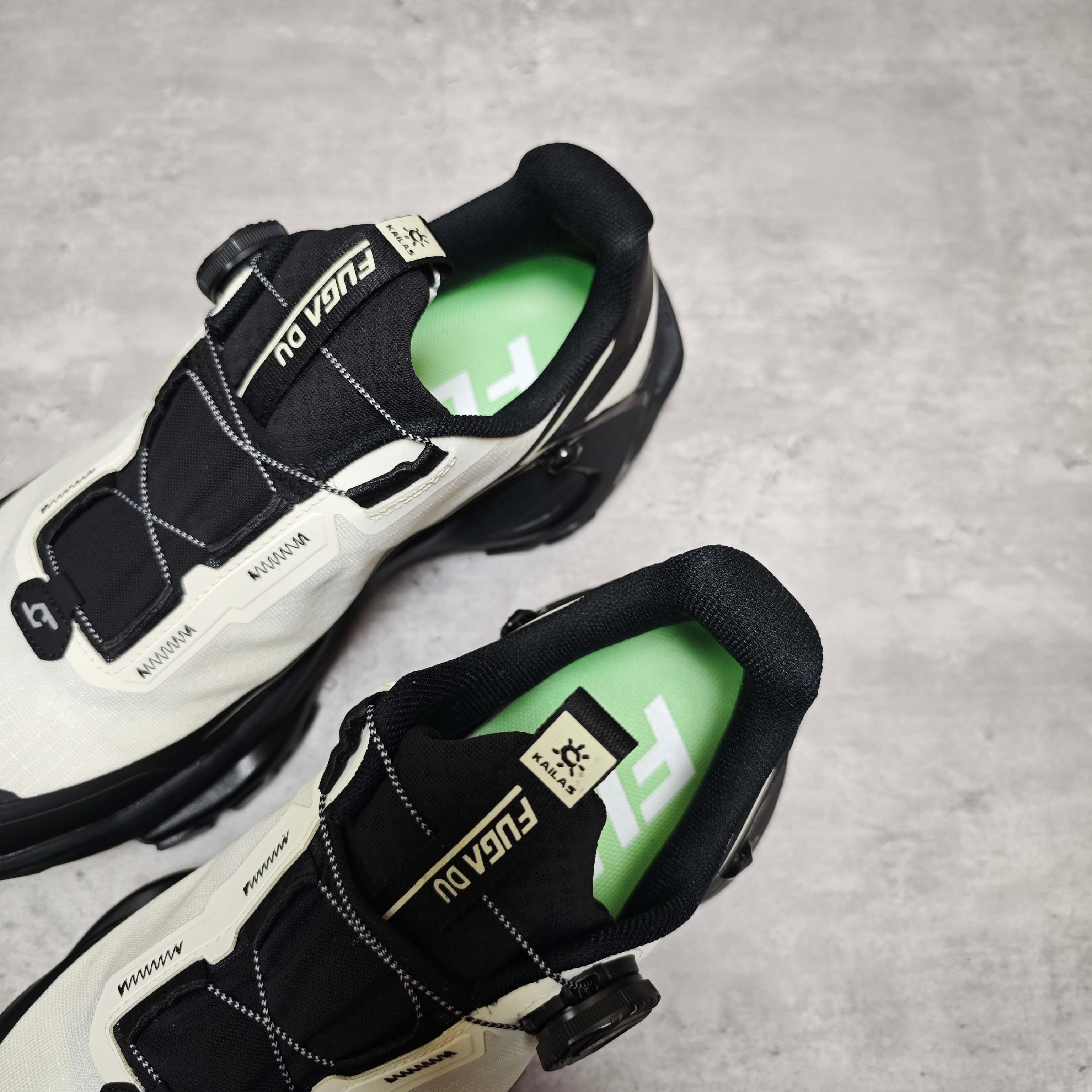 Basic Shoes Mesh Breathable L-s