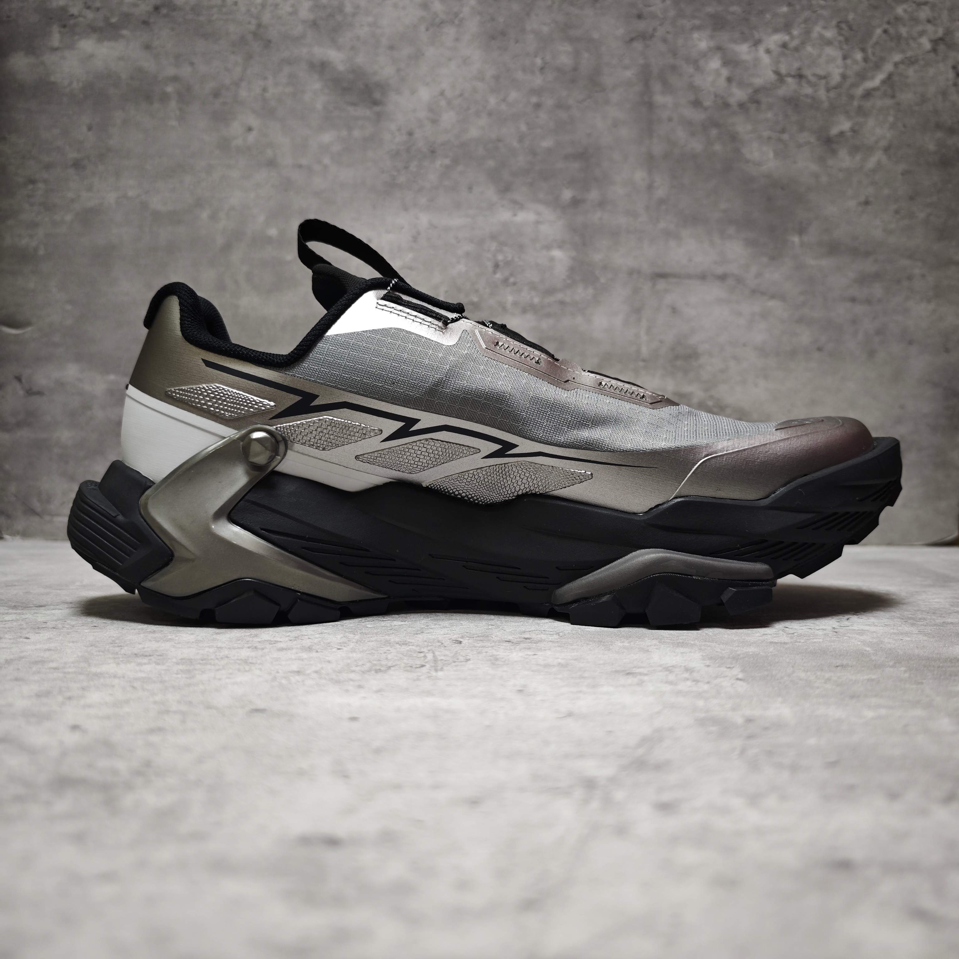 Basic Shoes Mesh Breathable L-s