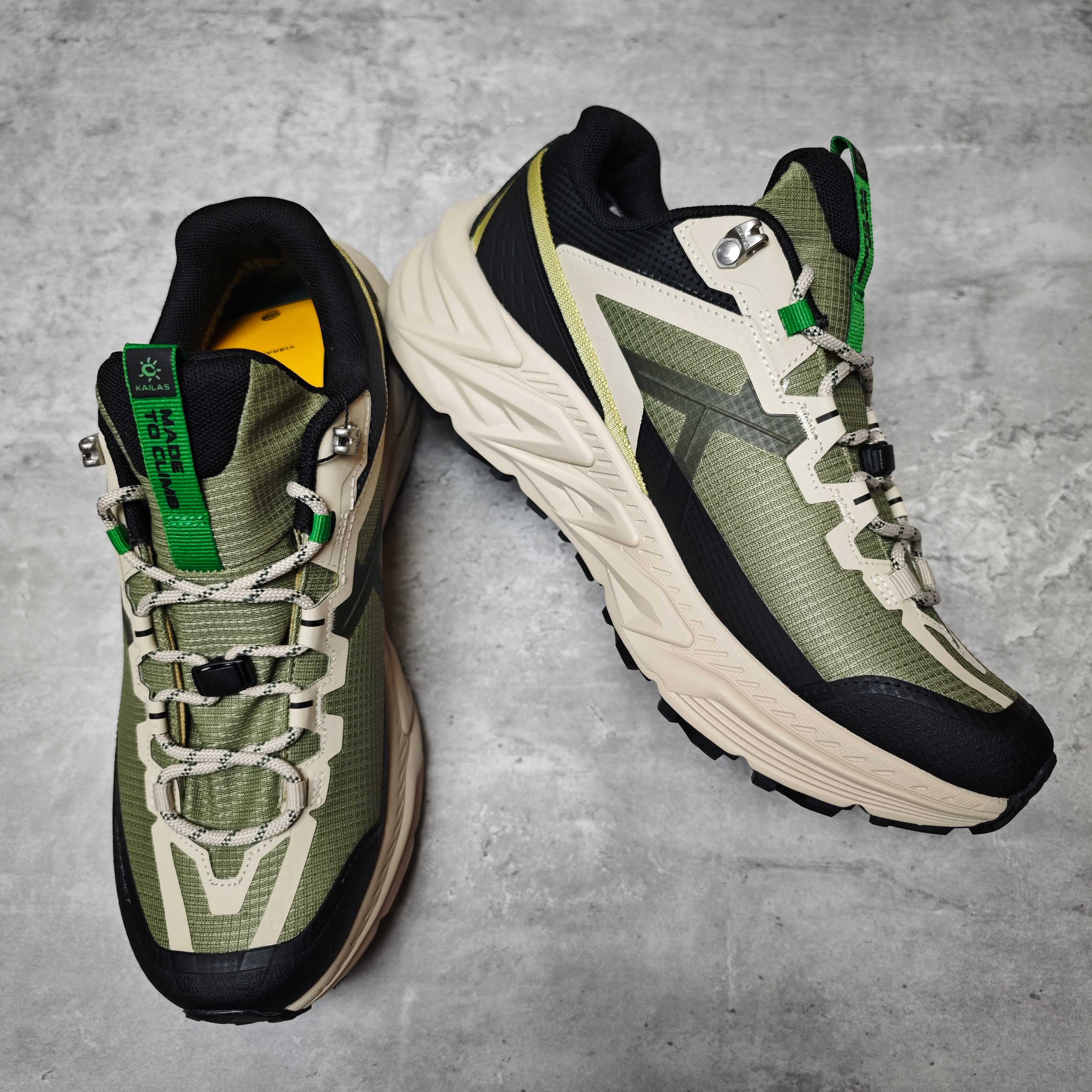 Basic Shoes Breathable L-s