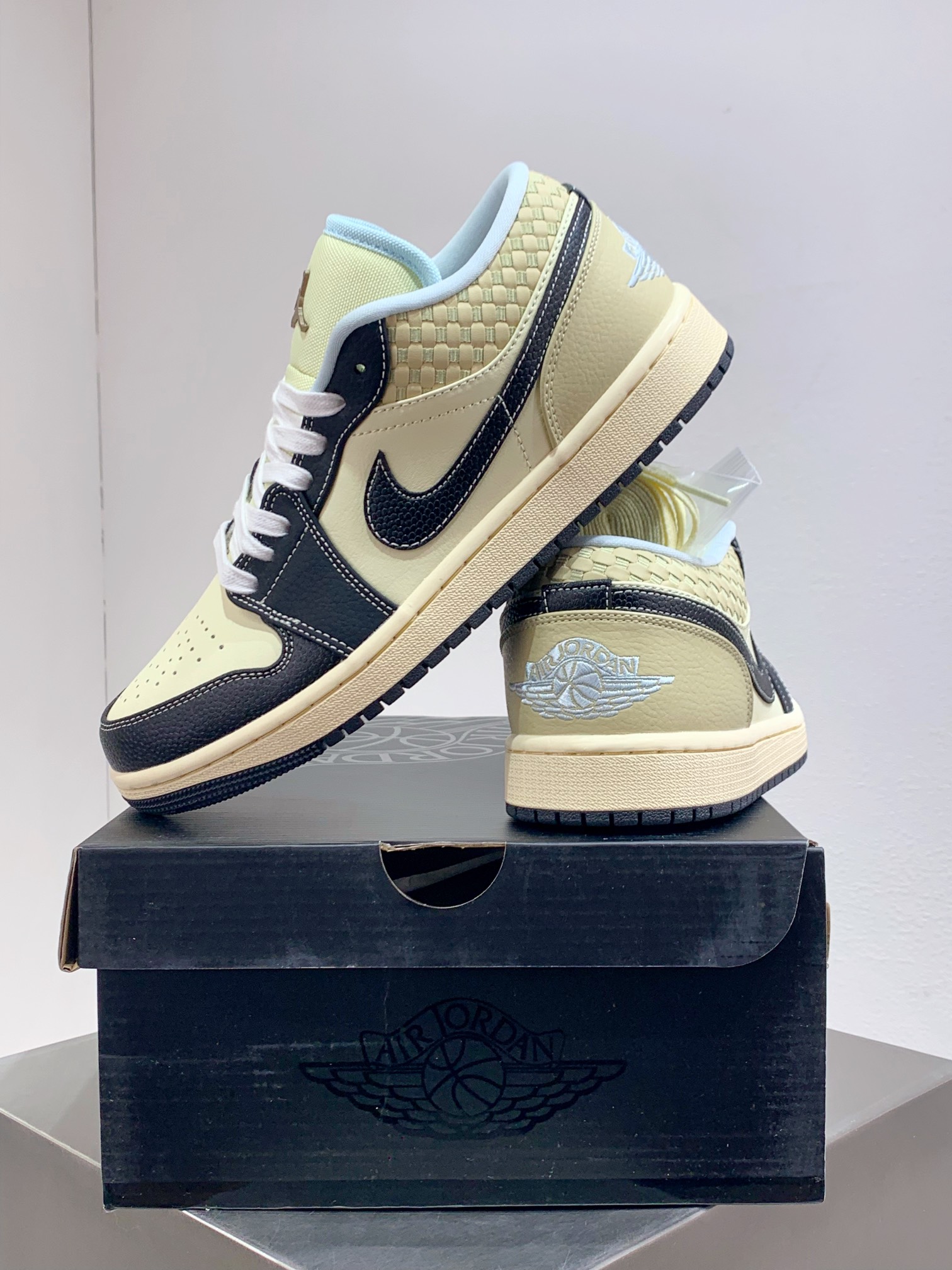 Jordan Nike Basic Shoes L-s
