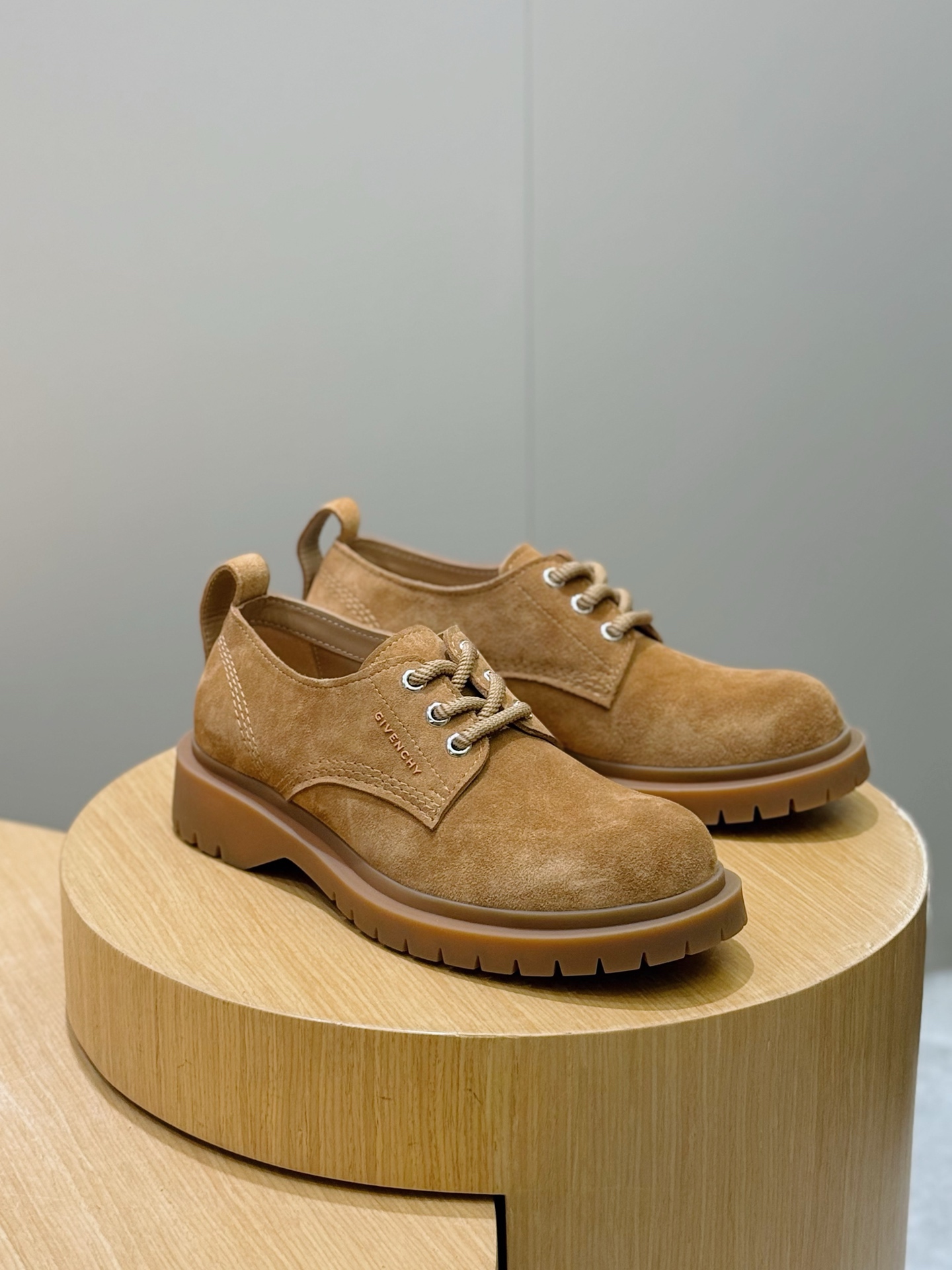 Givenchy Leather Shoes Cow Leather L-s
