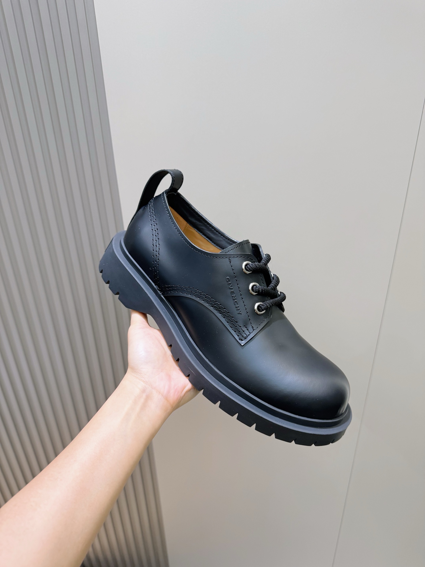 Givenchy Leather Shoes Cow Leather L-s