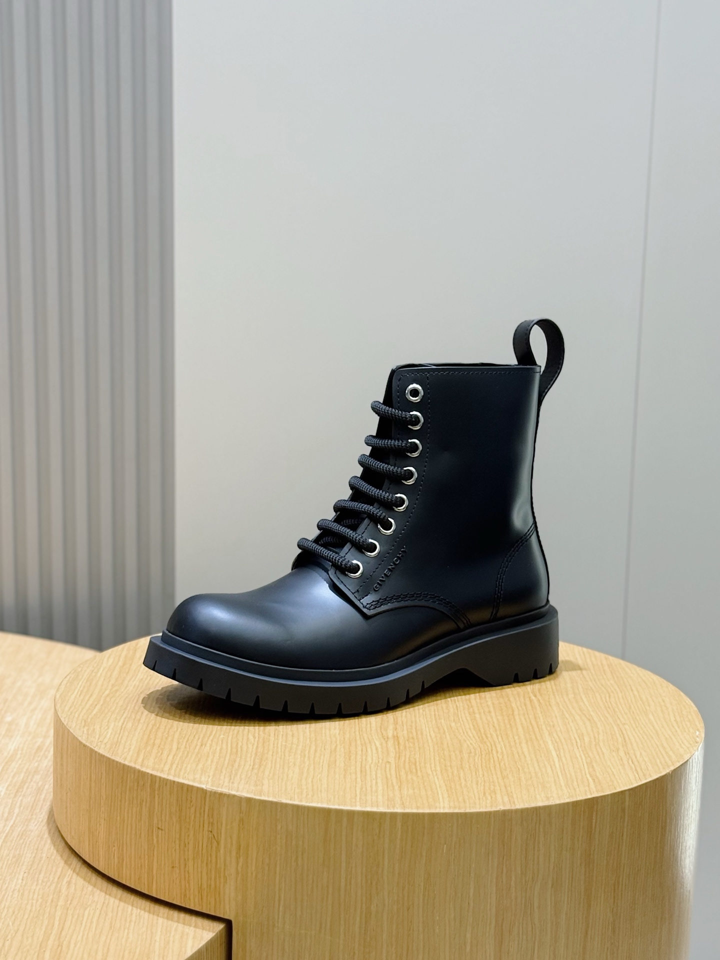 Givenchy Leather Shoes Cow Leather L-s