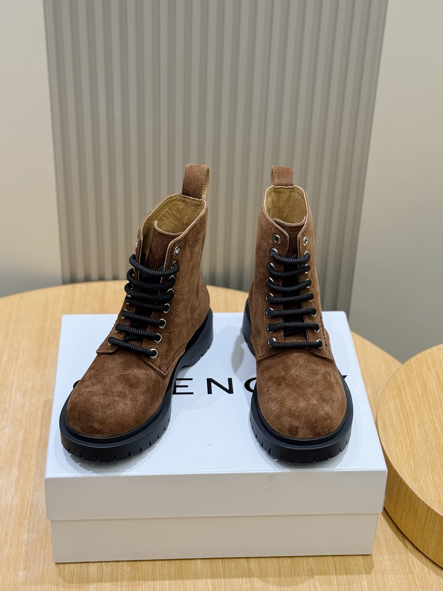 Givenchy Leather Shoes Cow Leather L-s