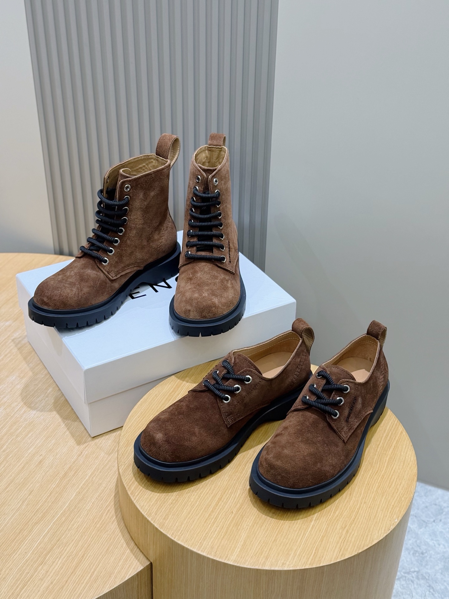 Givenchy Leather Shoes Cow Leather L-s