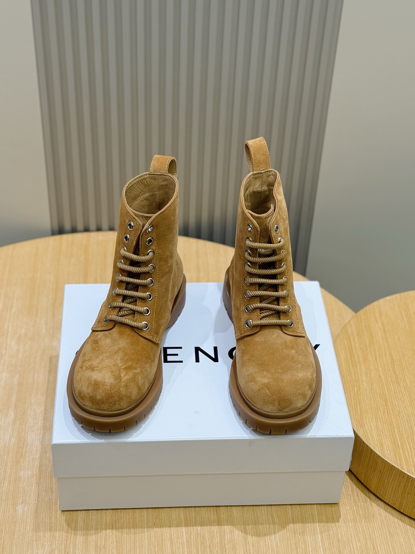 Givenchy Leather Shoes Cow Leather L-s