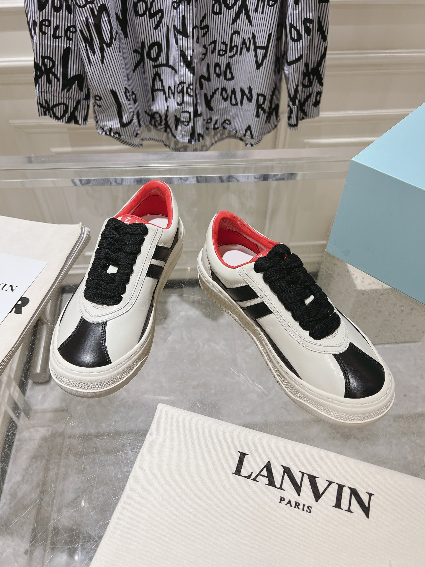 Male Sneakers L