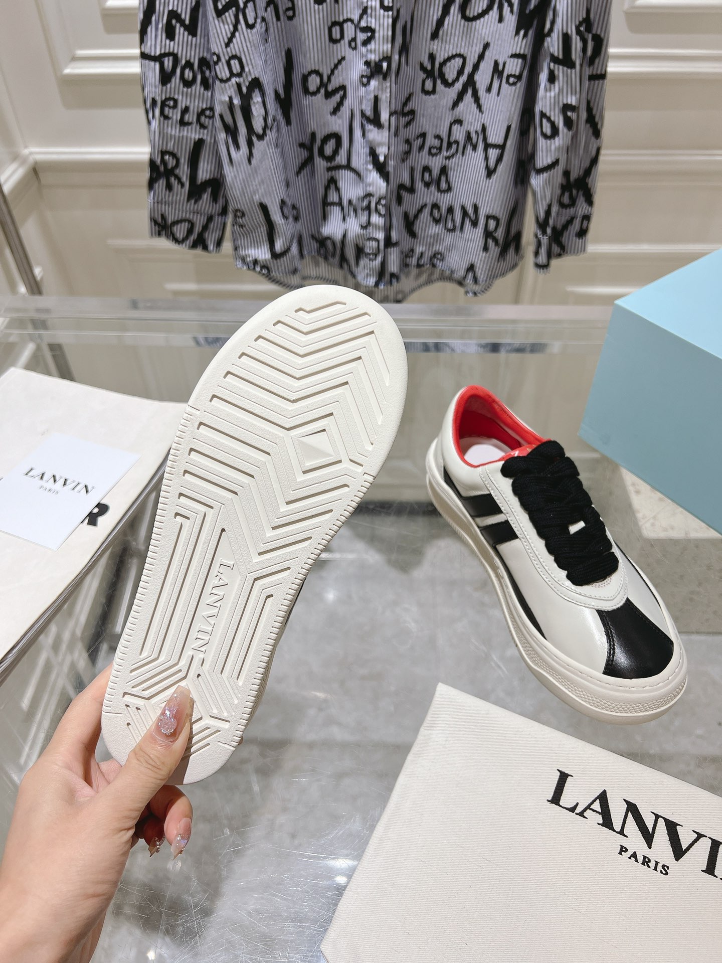 Male Sneakers L