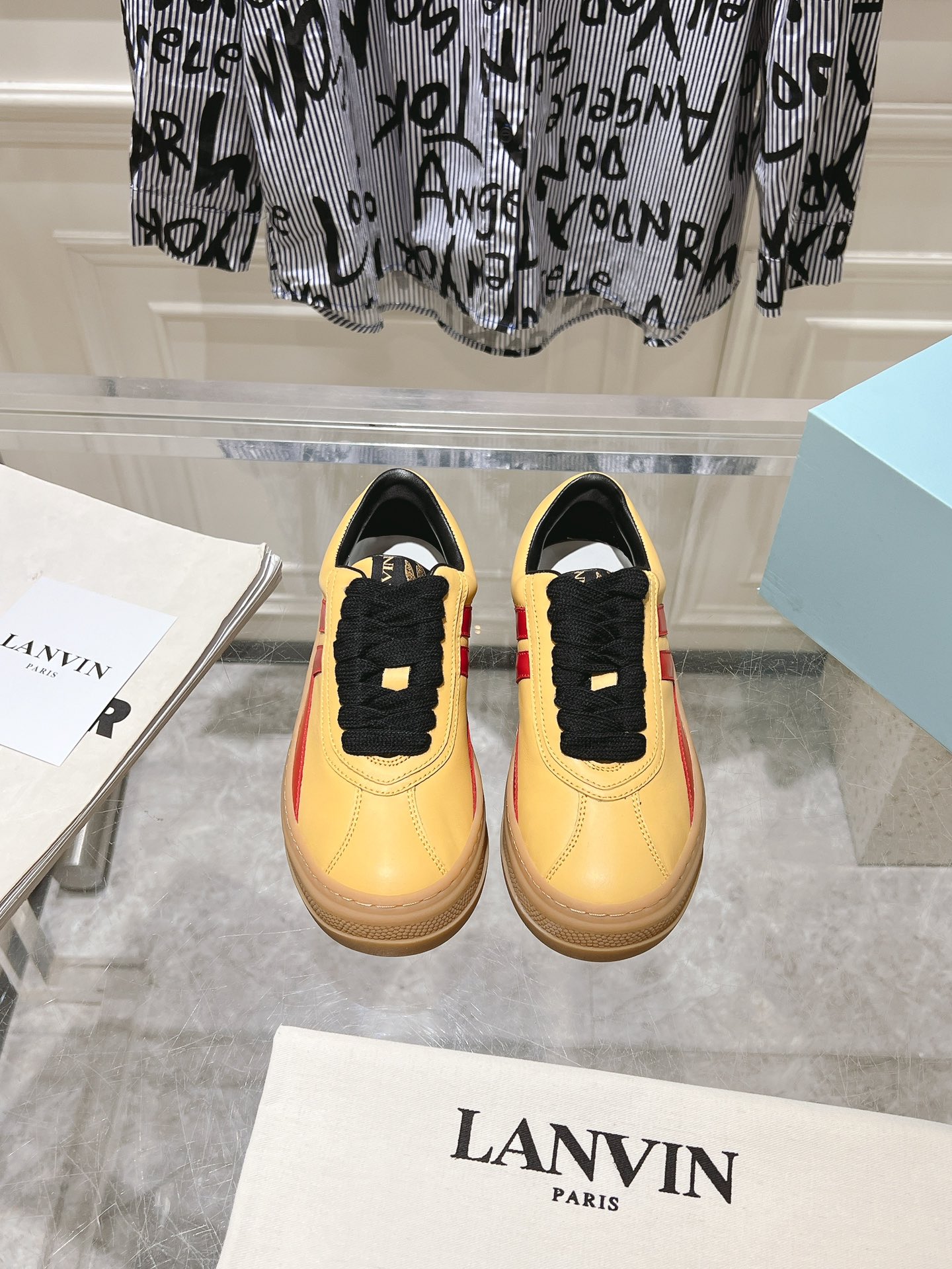 Male Sneakers L