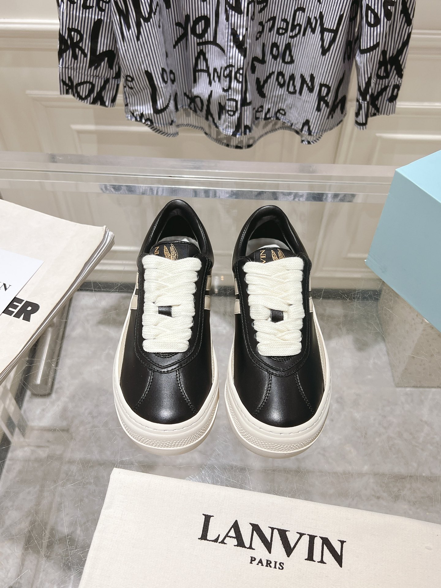 Male Sneakers L