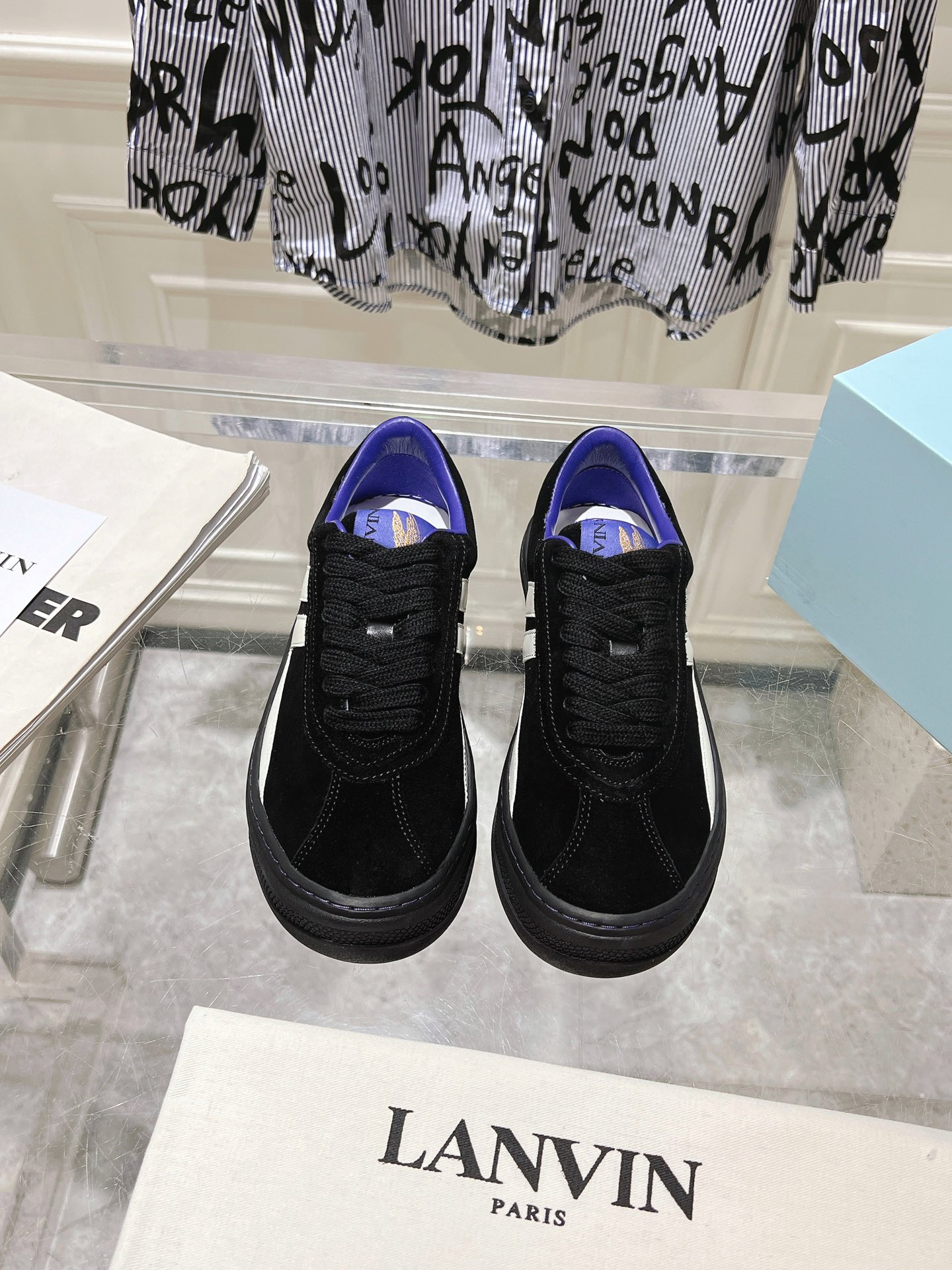 Male Sneakers L