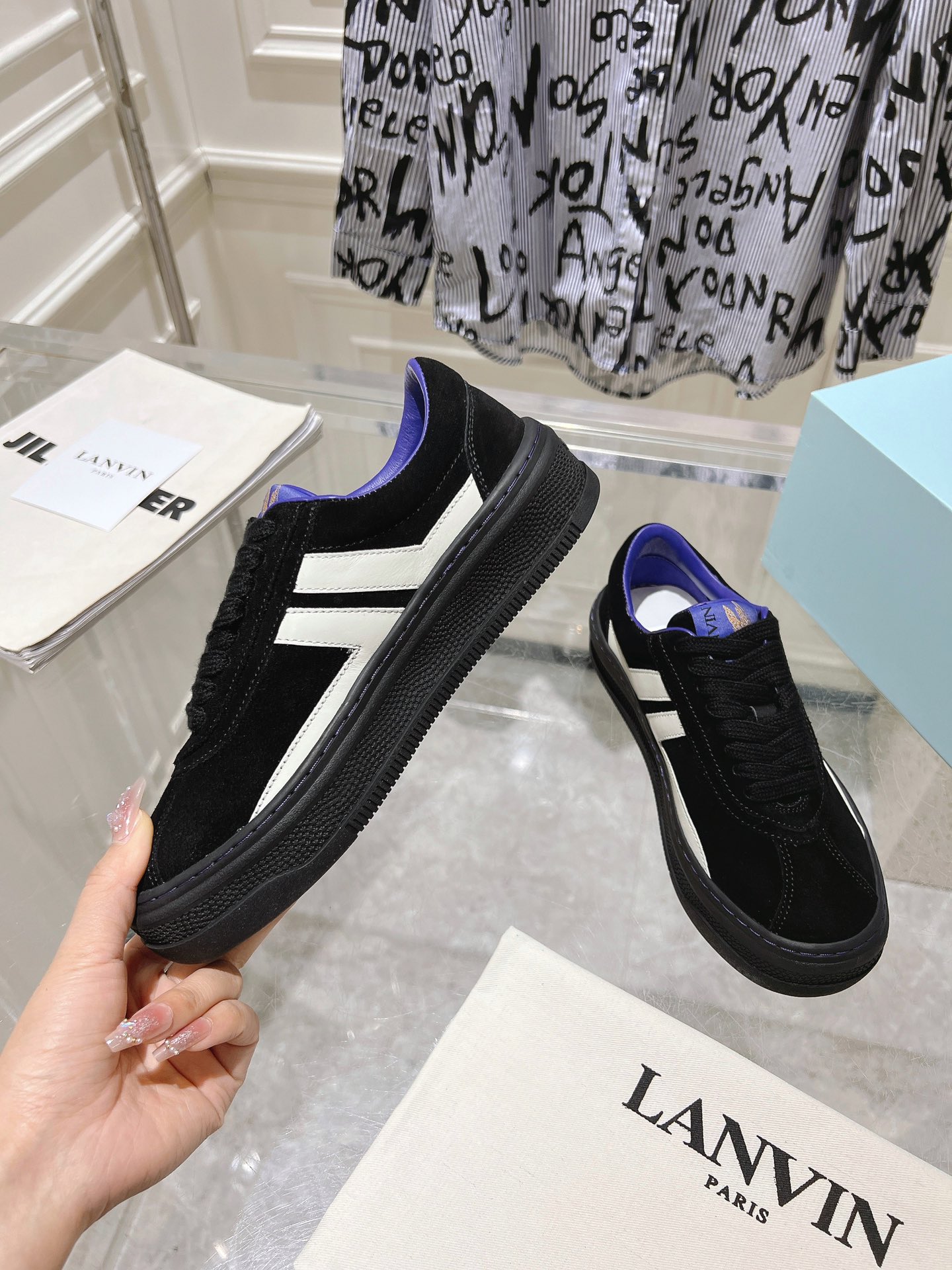 Male Sneakers L