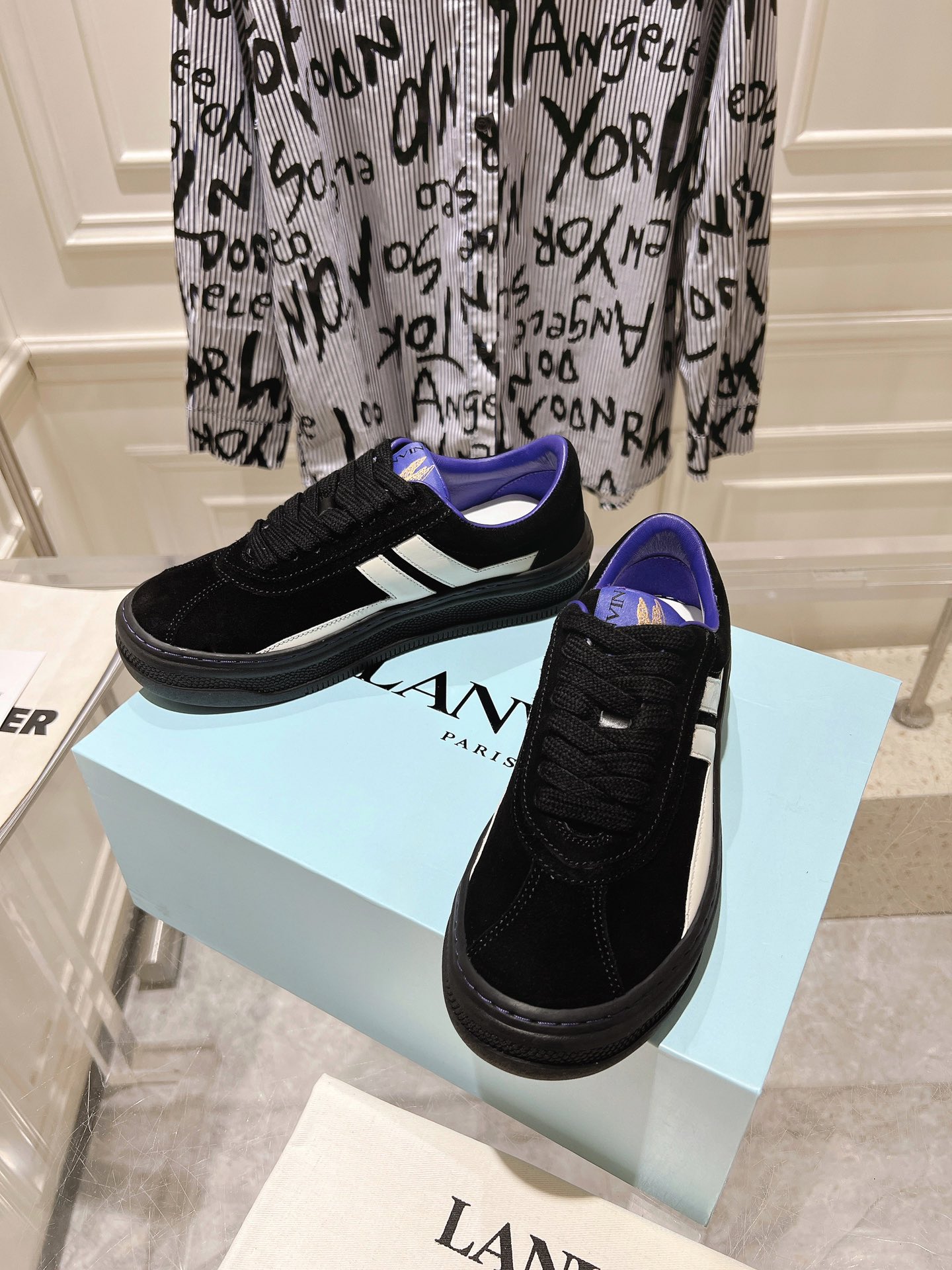 Male Sneakers L