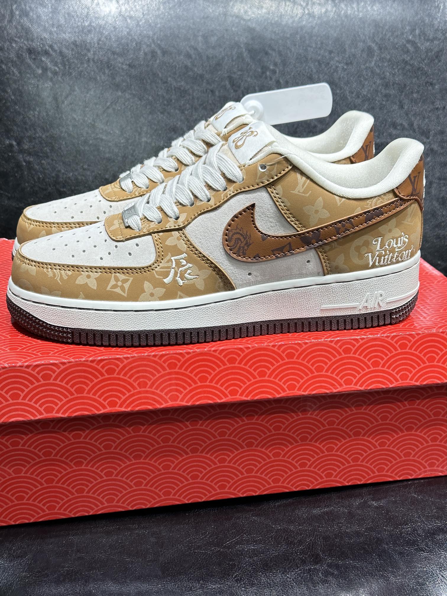 Nike Sneakers L