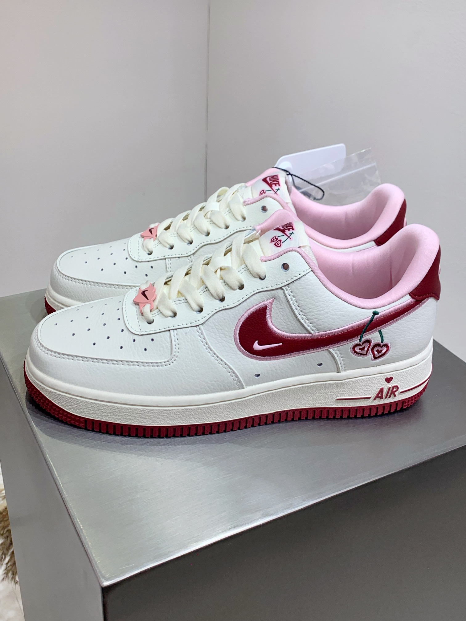 Nike Female Board Shoes White M-l-s