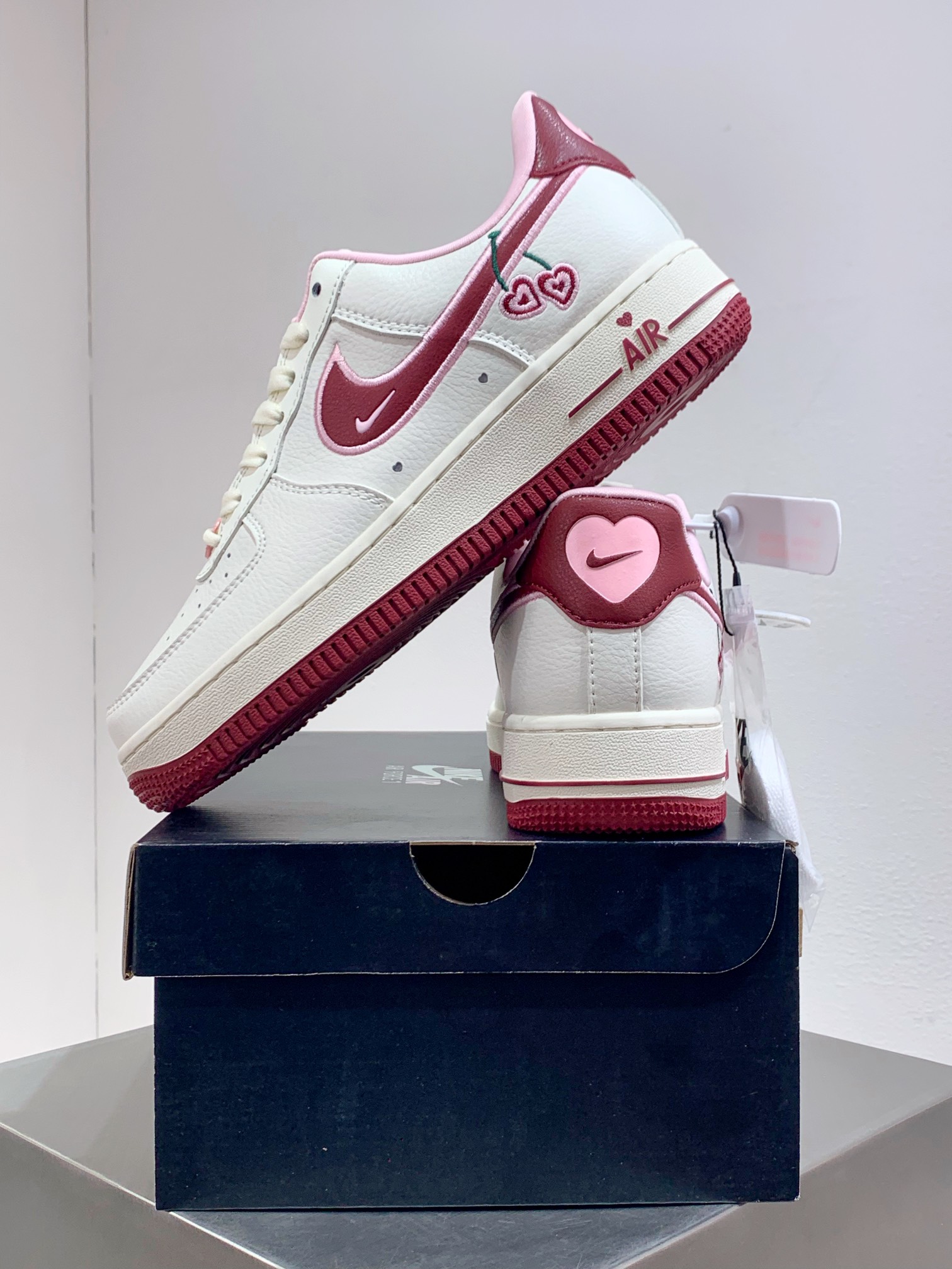 Nike Female Board Shoes White M-l-s
