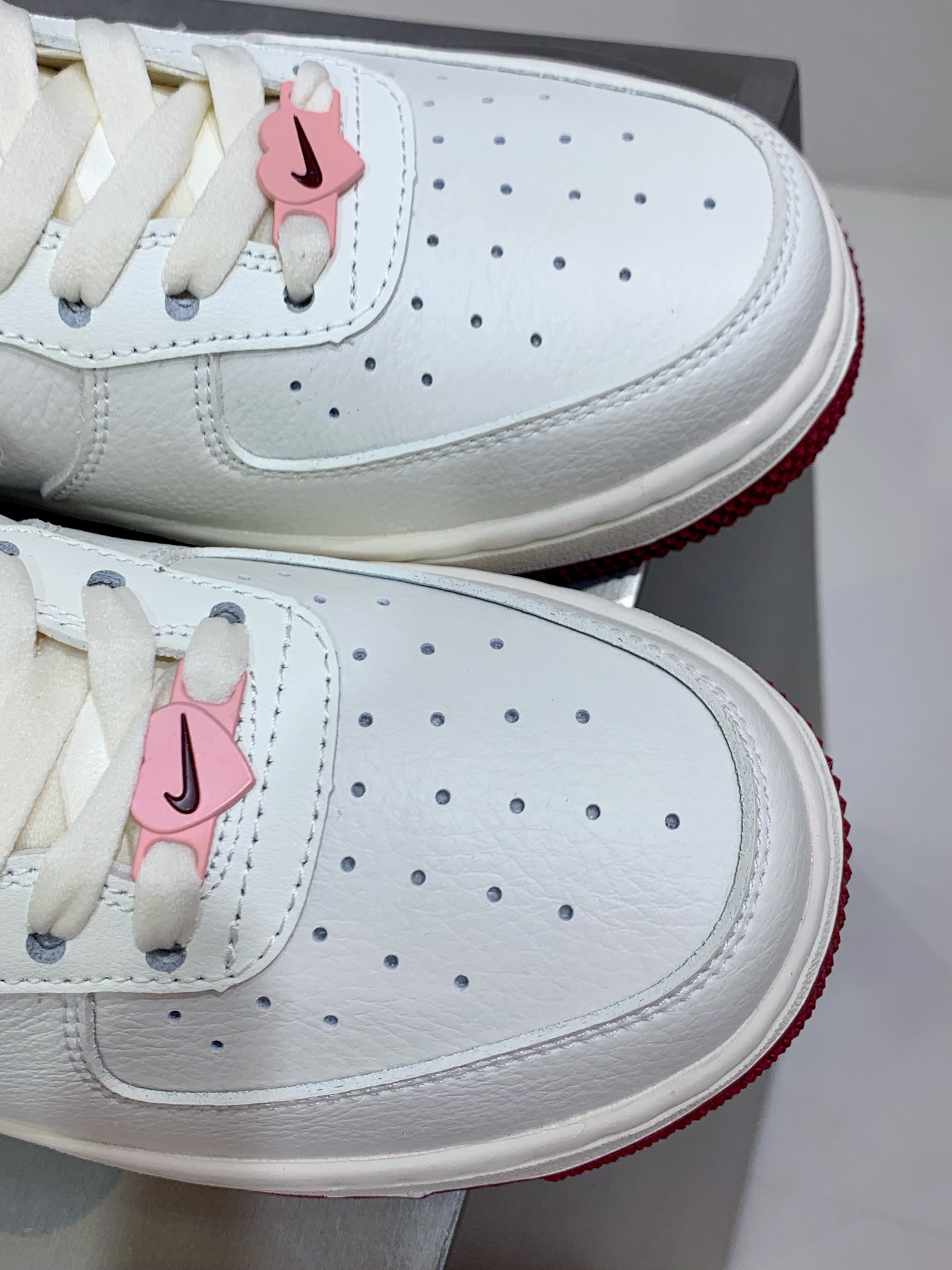 Nike Female Board Shoes White M-l-s