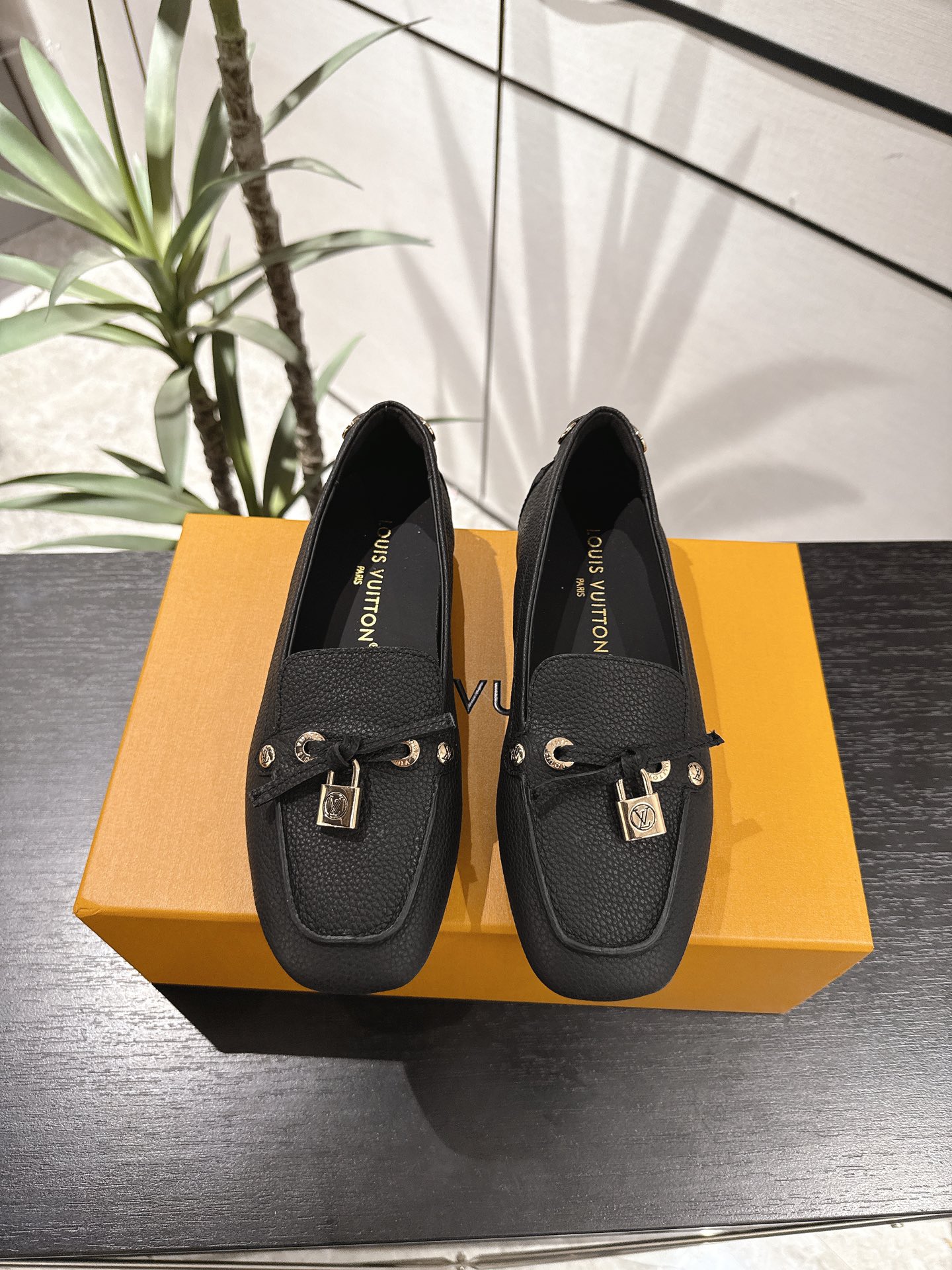 Louis Vuitton Canvas Shoes Canvas M-l-s