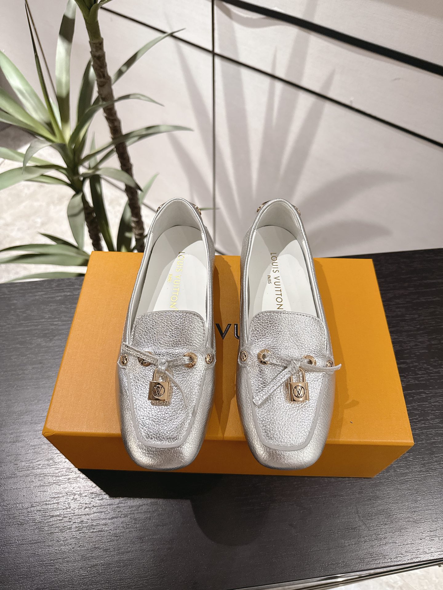 Louis Vuitton Canvas Shoes Canvas M-l-s