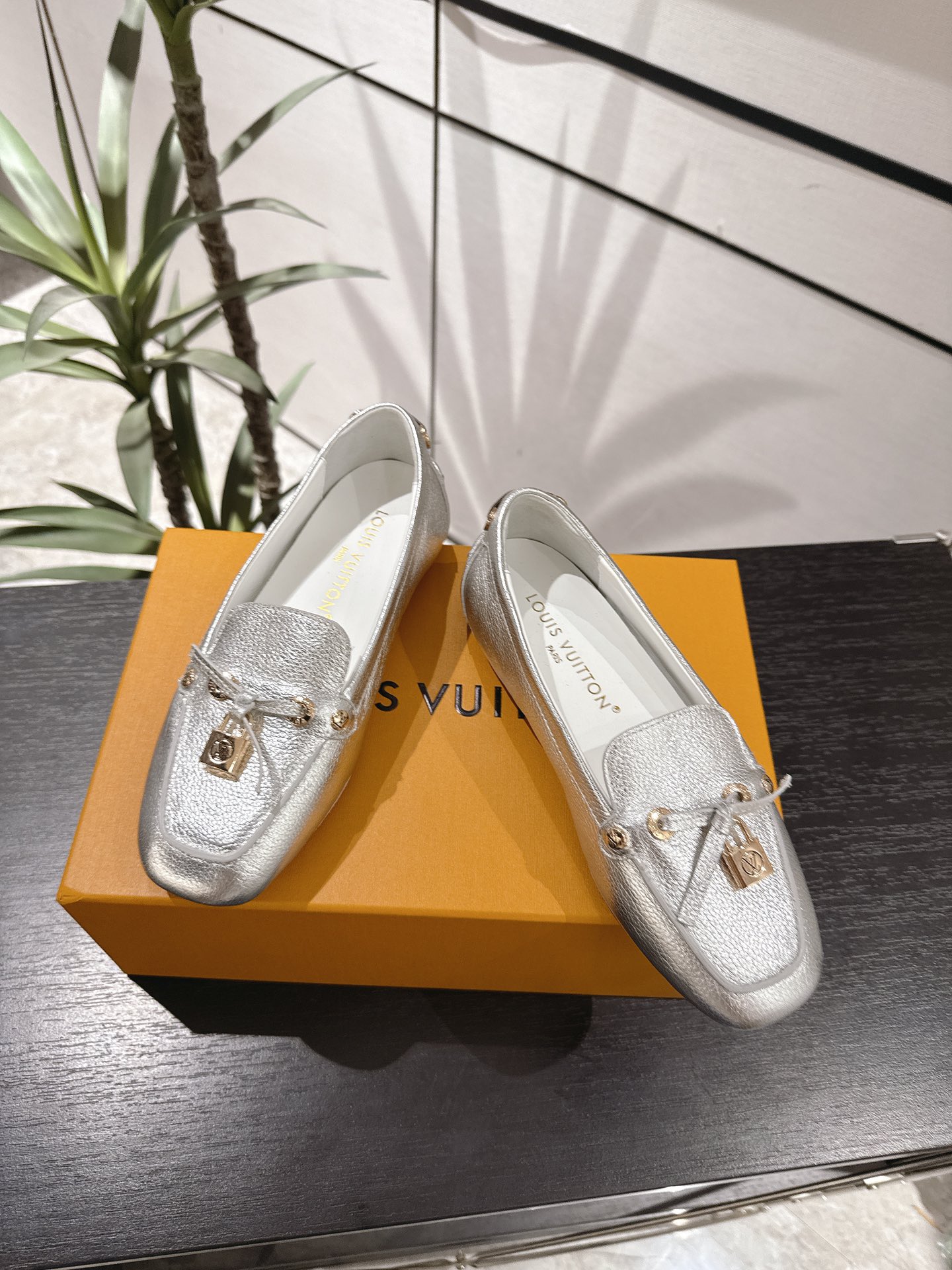 Louis Vuitton Canvas Shoes Canvas M-l-s