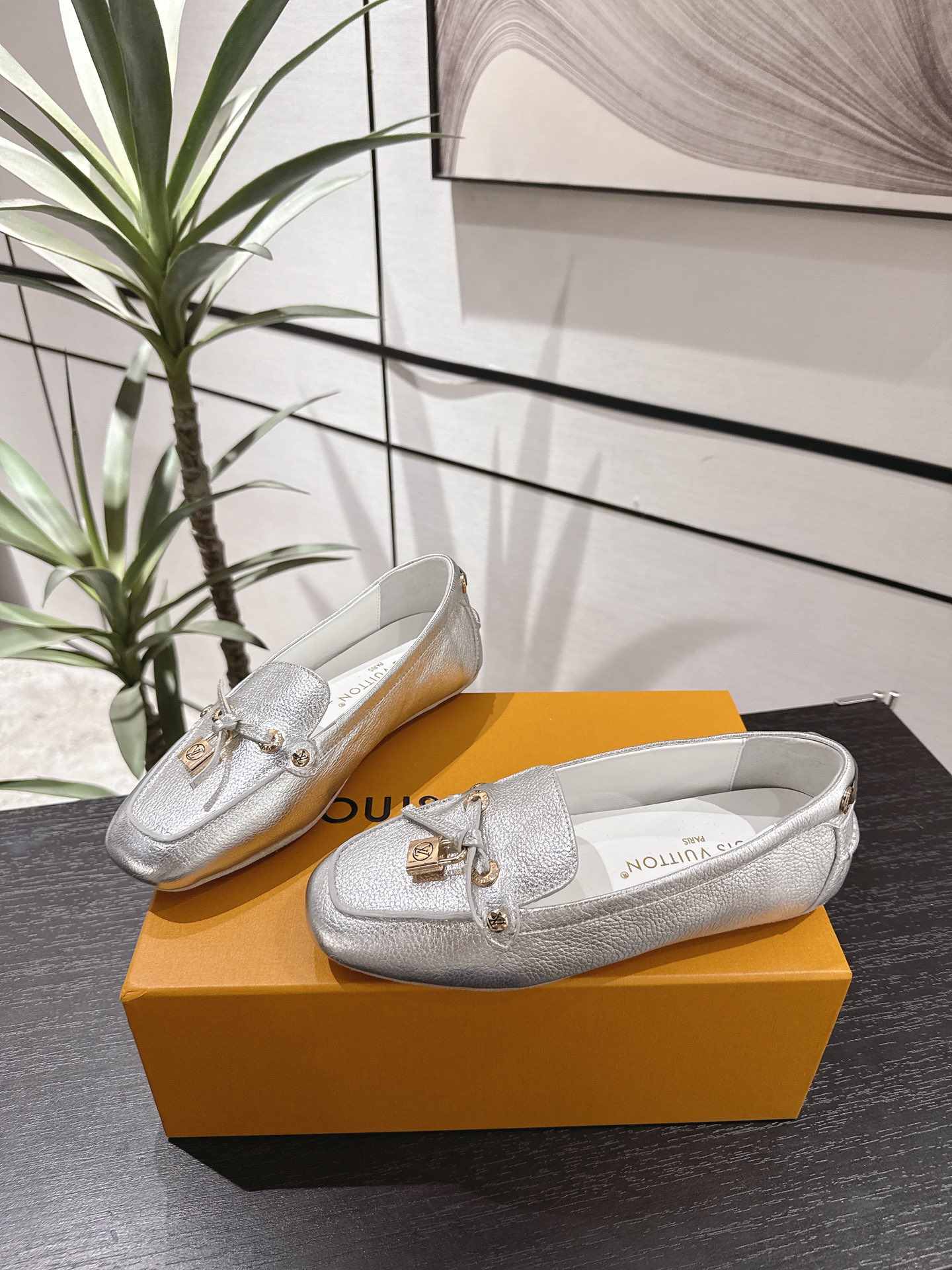 Louis Vuitton Canvas Shoes Canvas M-l-s