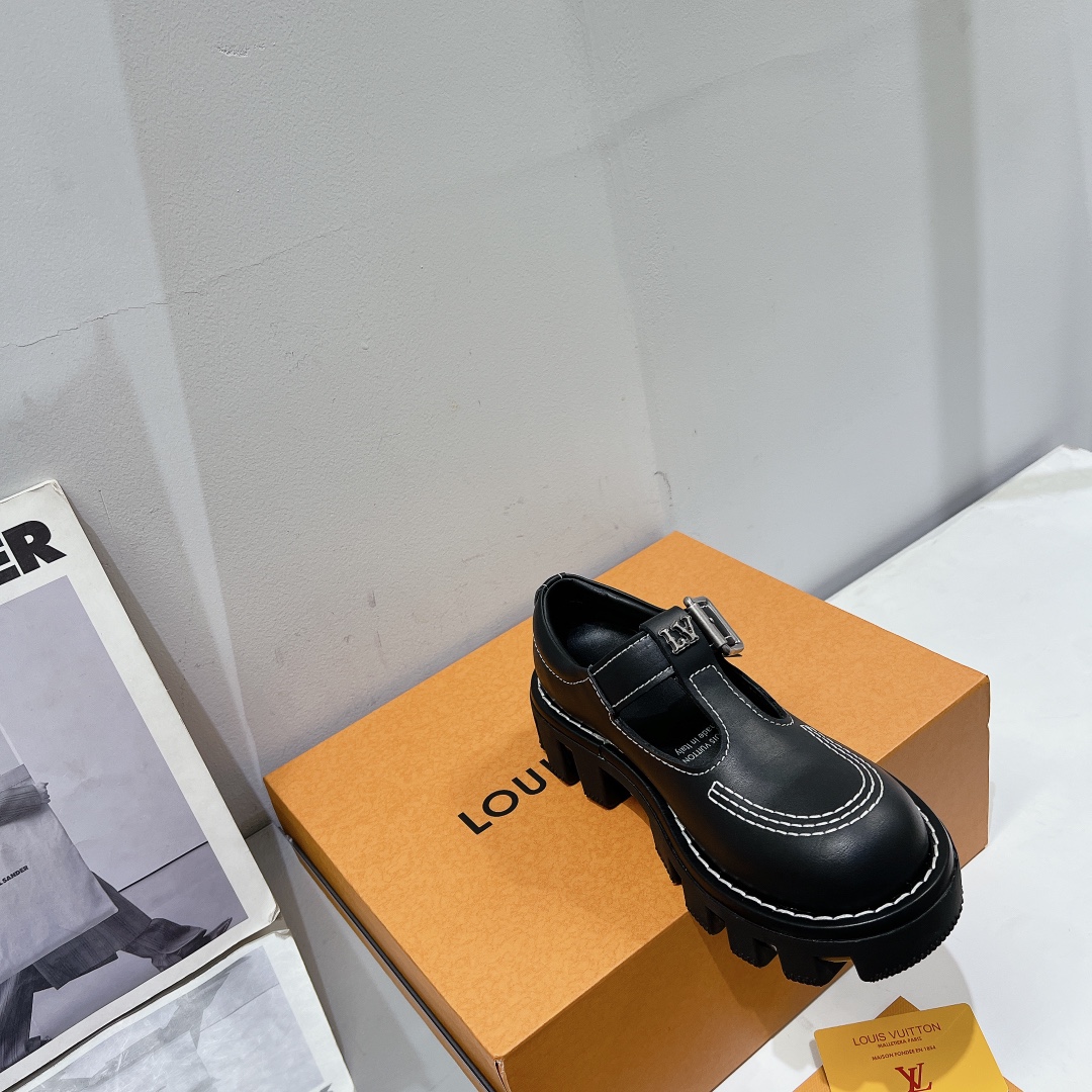 Louis Vuitton Male Leather Shoes Cow Leather M-l-s