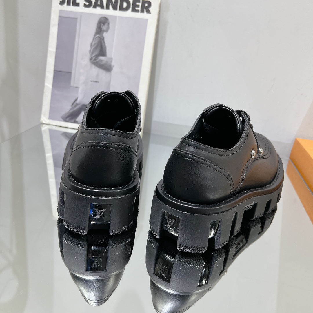 Louis Vuitton Male Leather Shoes Cow Leather M-l-s