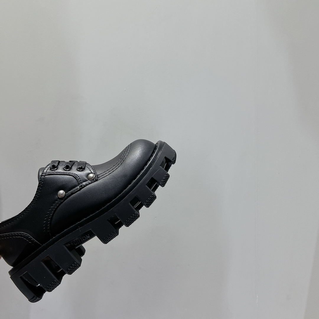 Louis Vuitton Male Leather Shoes Cow Leather M-l-s