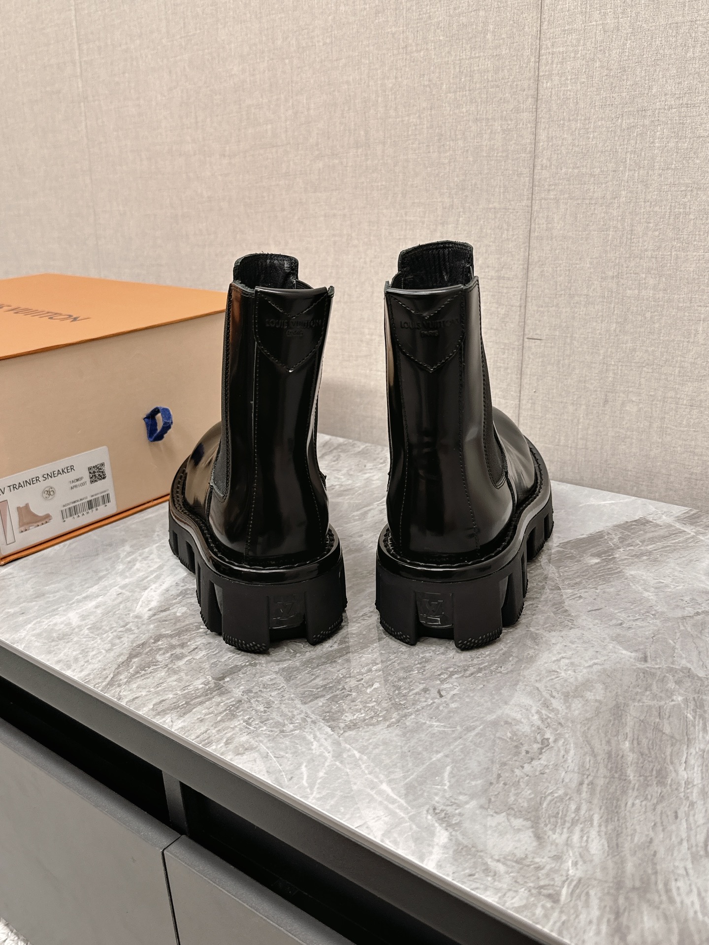 Male Basic Shoes M-s