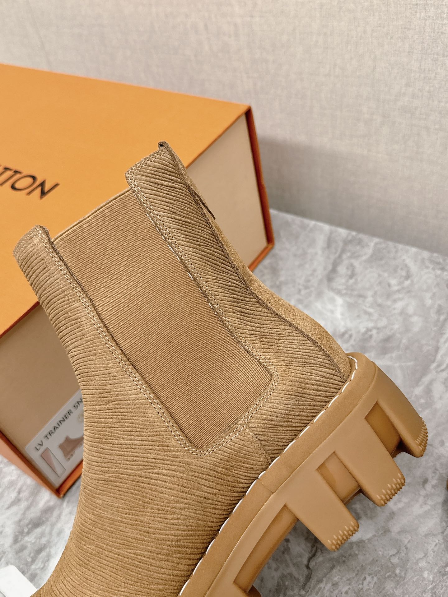 Male Basic Shoes M-s