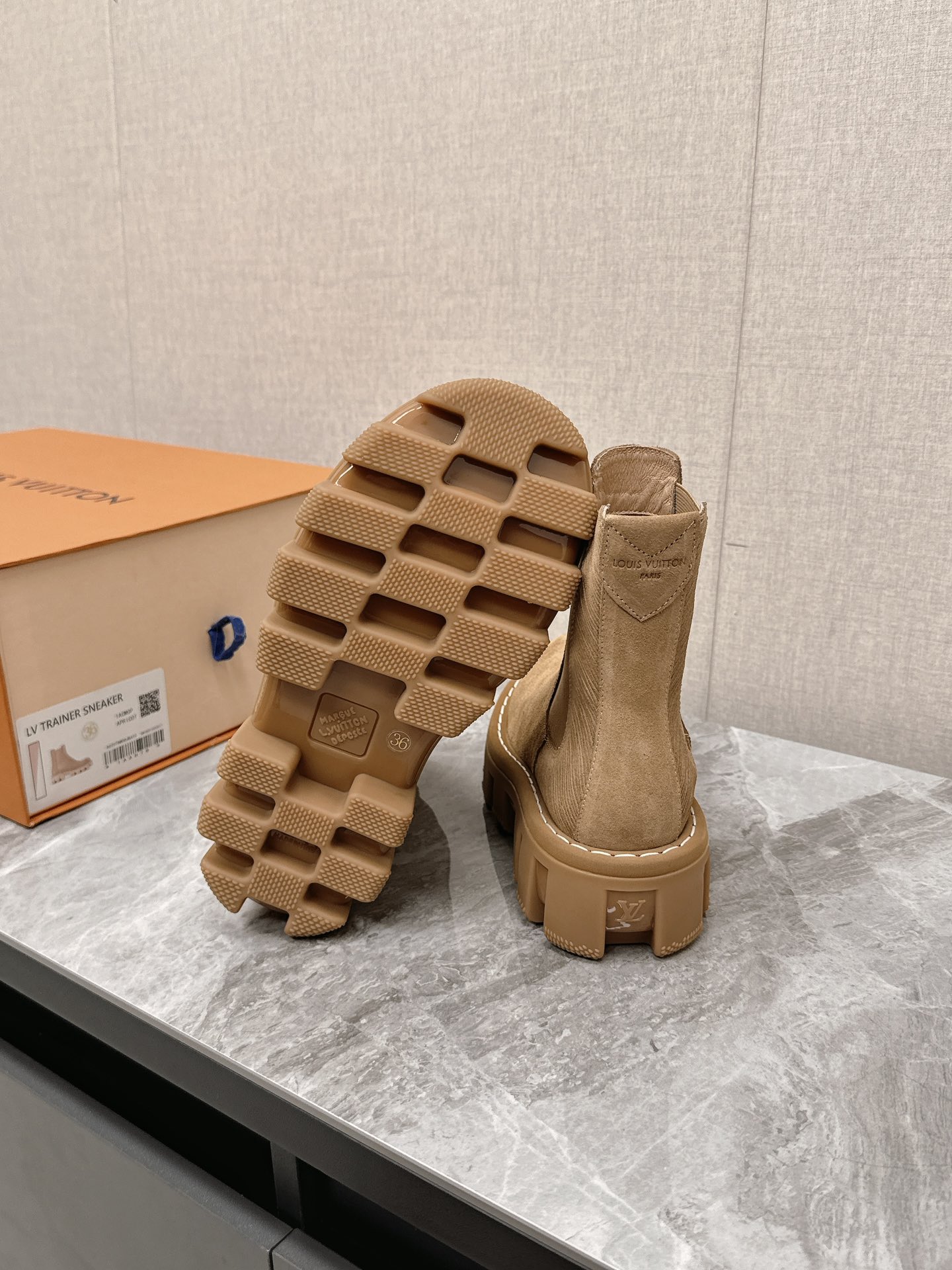Male Basic Shoes M-s