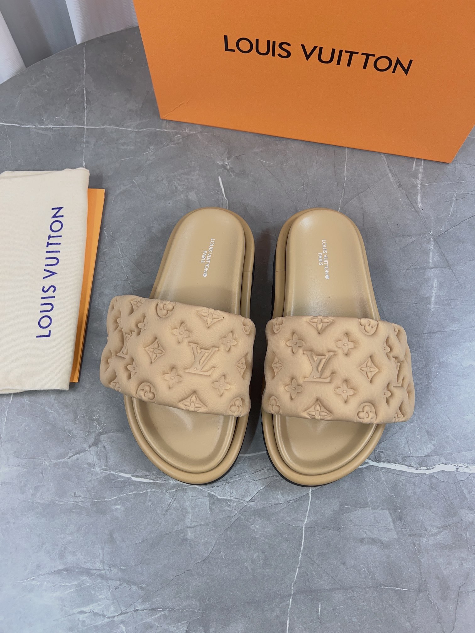 Louis Vuitton Sandals M-l-s
