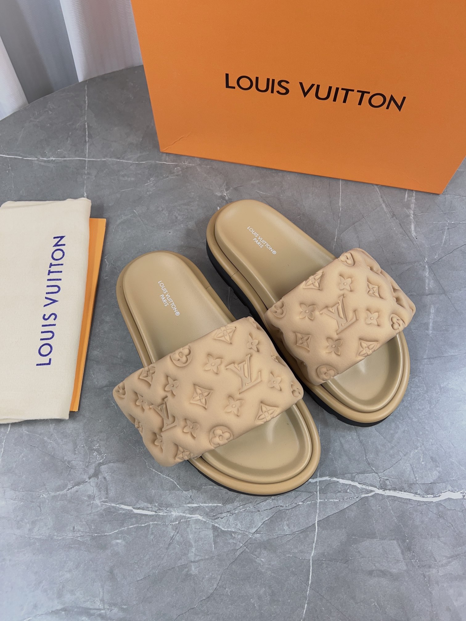 Louis Vuitton Sandals M-l-s