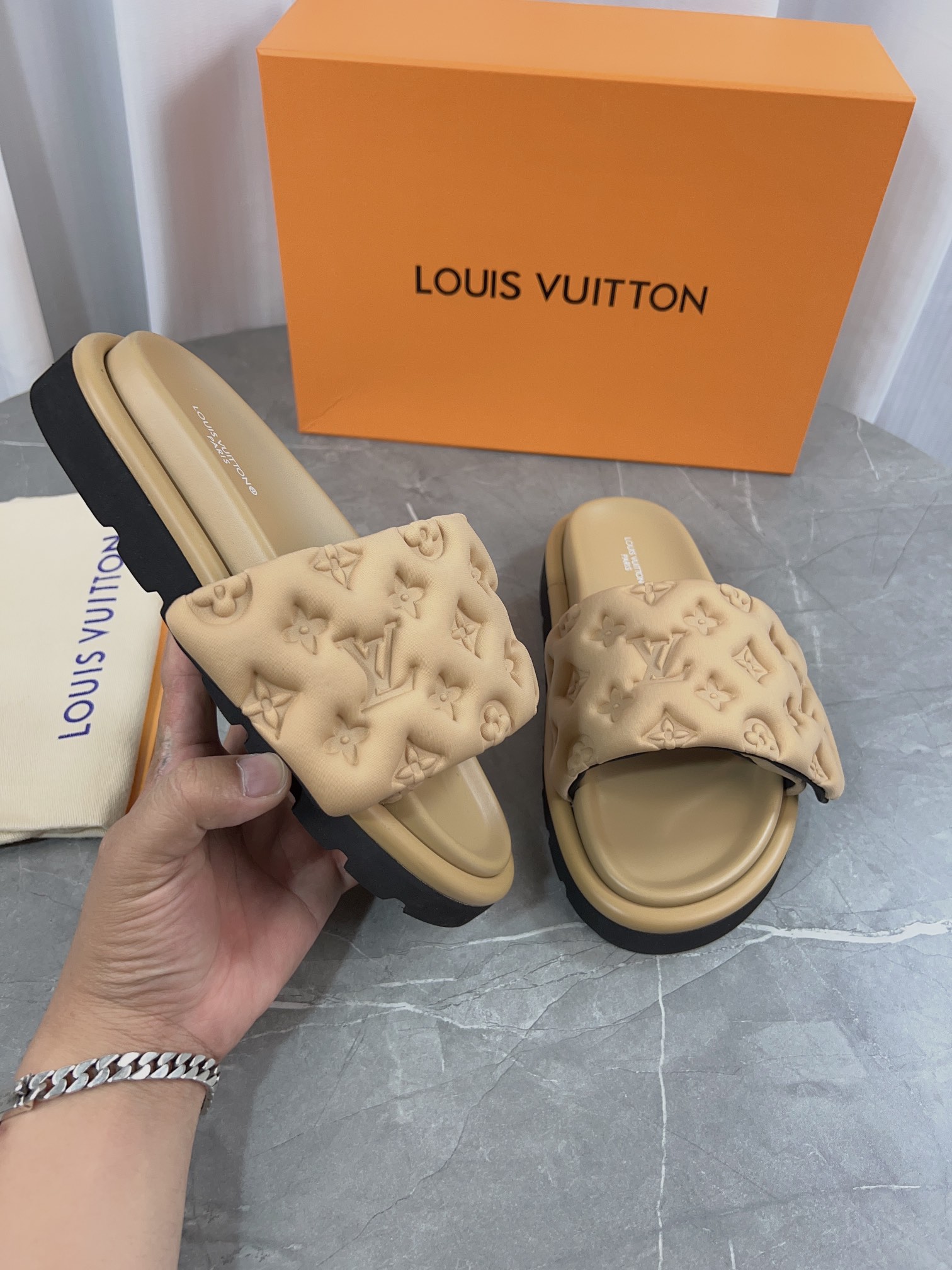 Louis Vuitton Sandals M-l-s