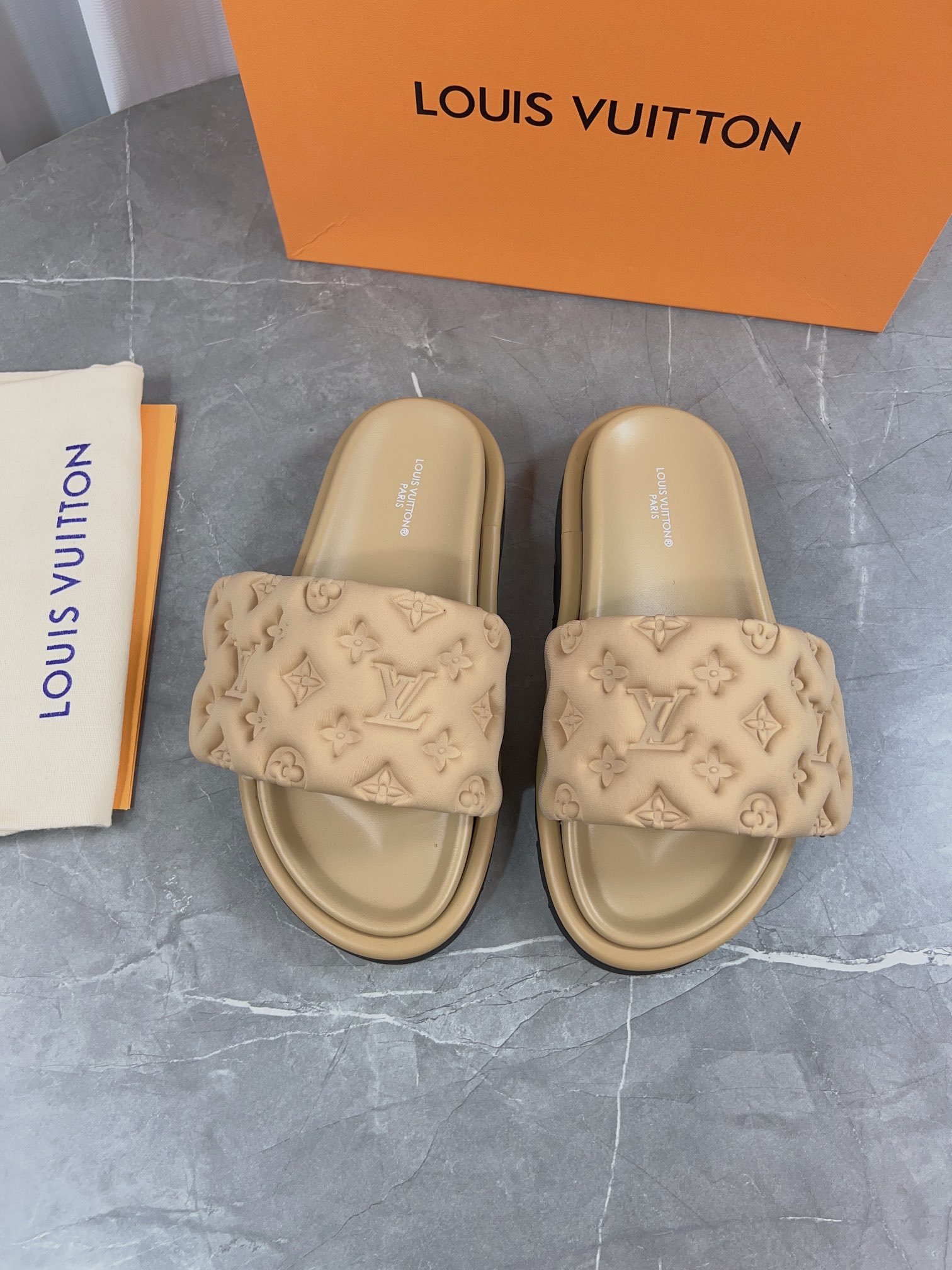 Louis Vuitton Sandals M-l-s