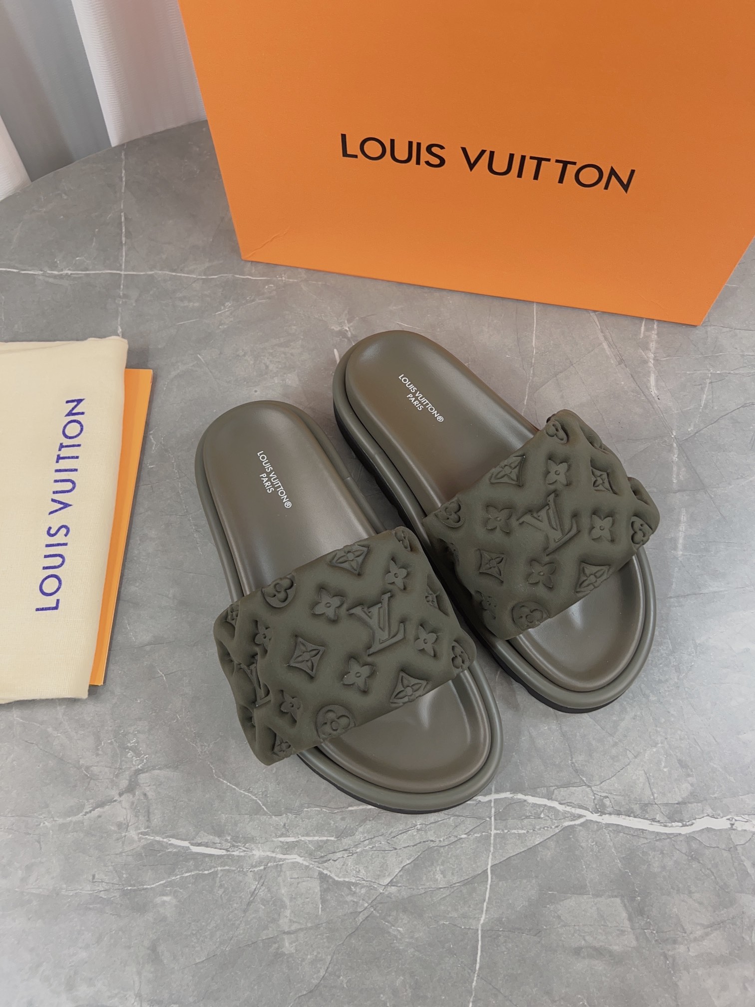 Louis Vuitton Sandals M-l-s