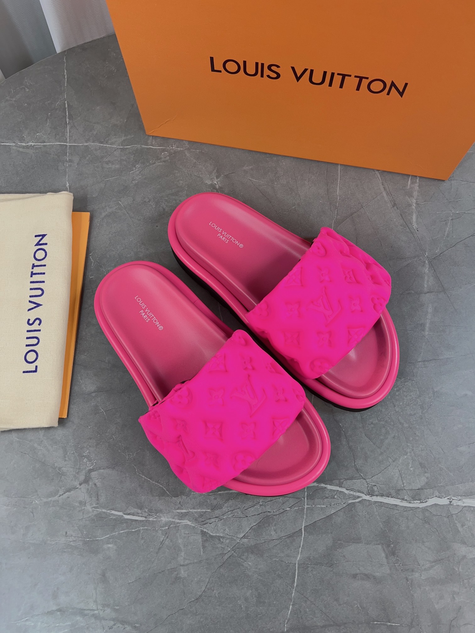 Louis Vuitton Sandals M-l-s