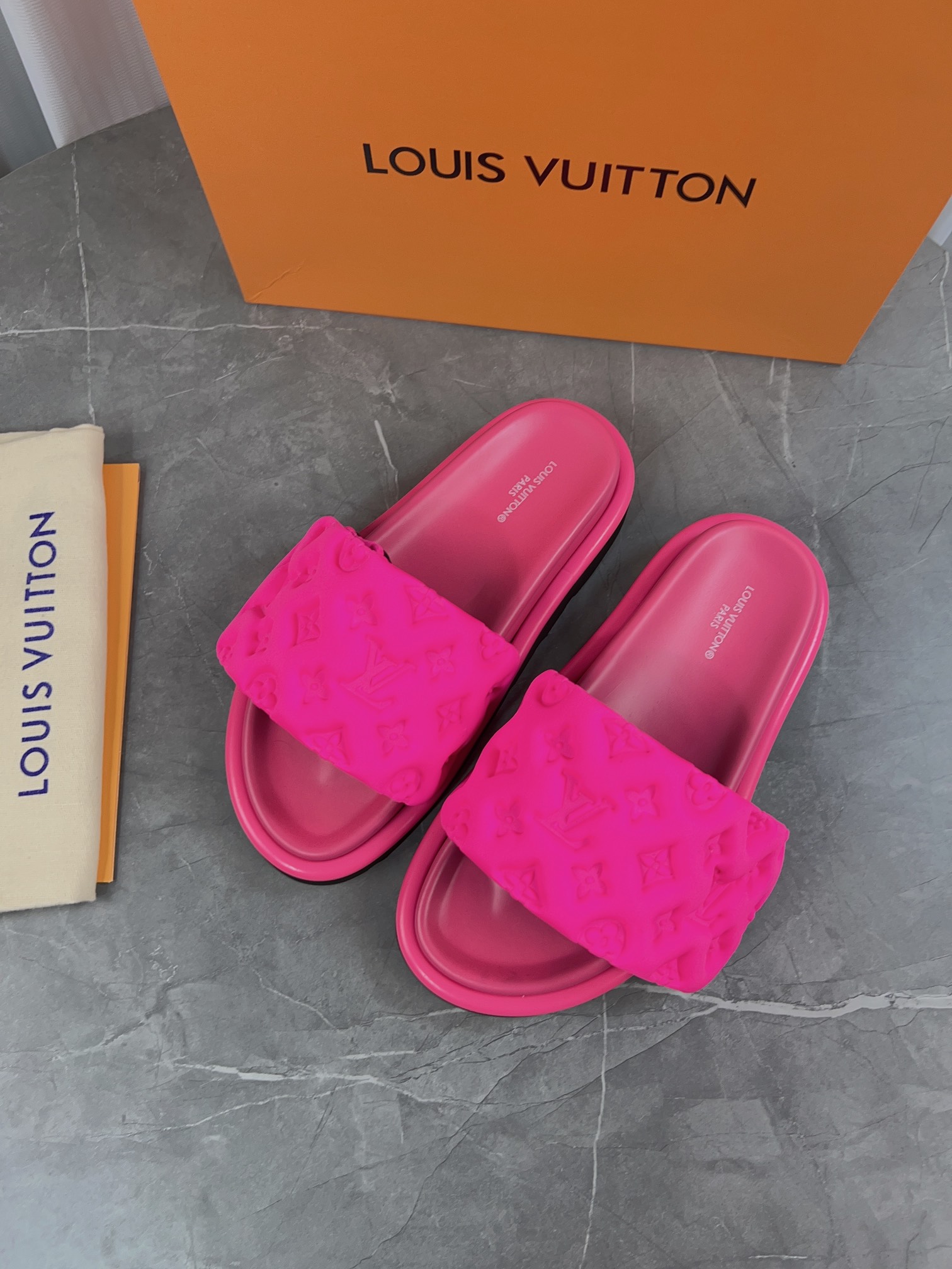 Louis Vuitton Sandals M-l-s